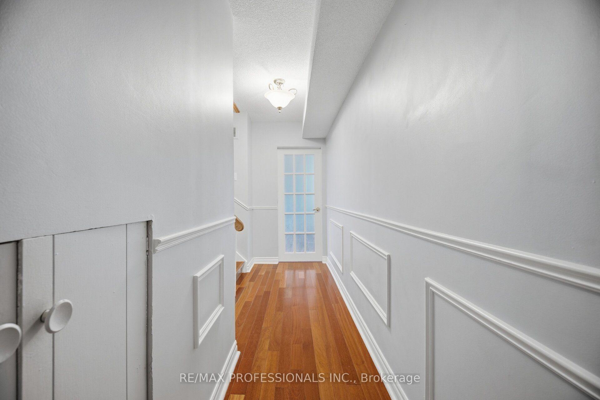Photo 28 of 75 Sabrina Drive, Etobicoke, Willowridge-Martingrove-Richview — HOMEH