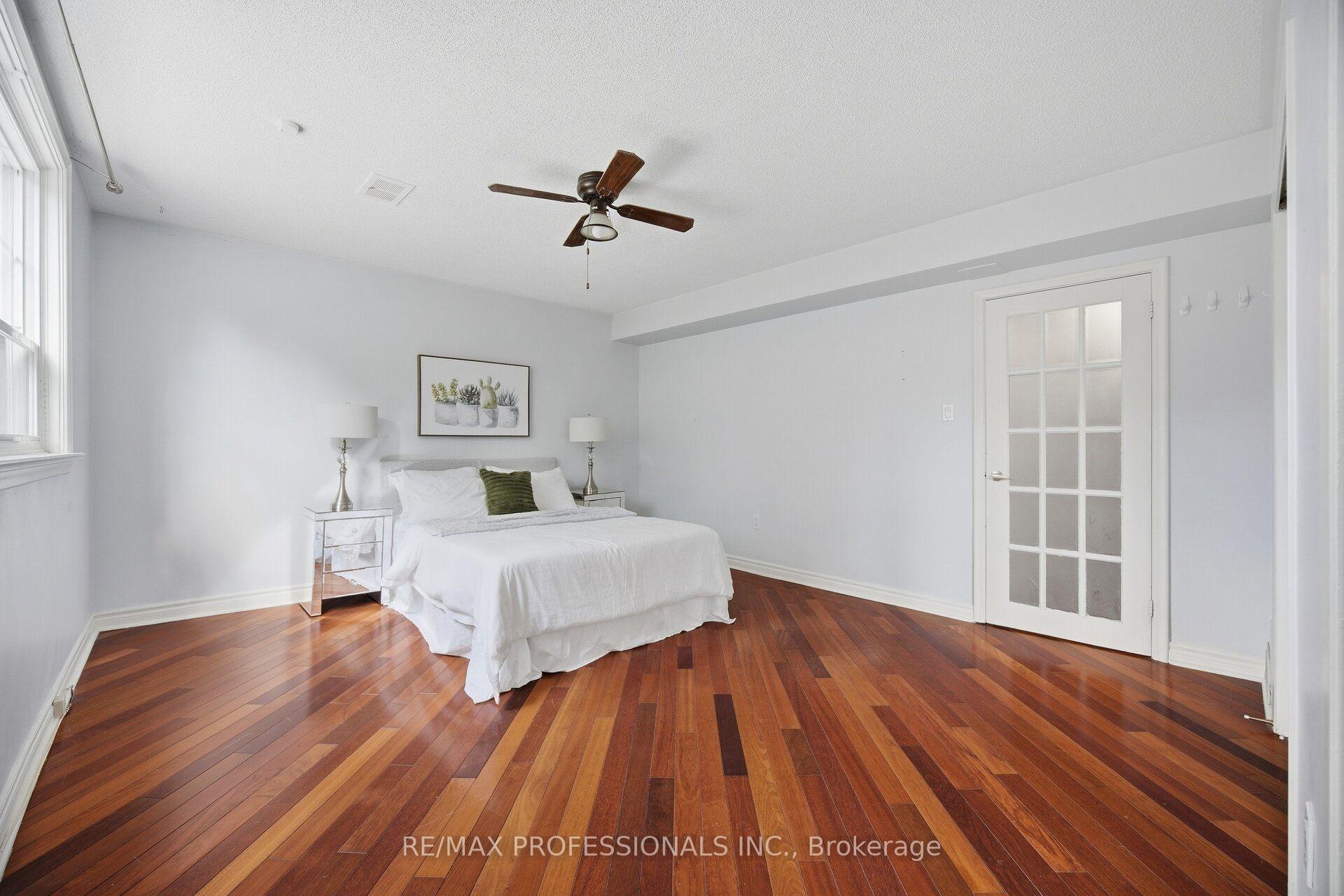Photo 30 of 75 Sabrina Drive, Etobicoke, Willowridge-Martingrove-Richview — HOMEH