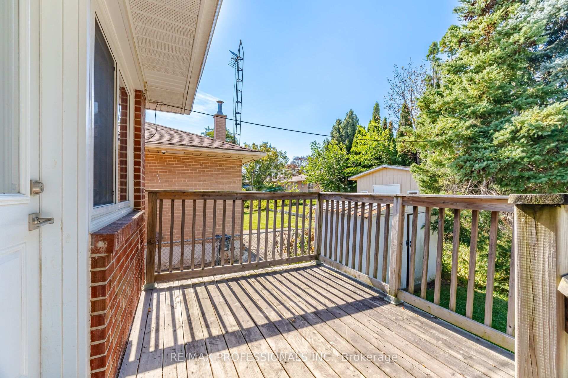Photo 40 of 75 Sabrina Drive, Etobicoke, Willowridge-Martingrove-Richview — HOMEH