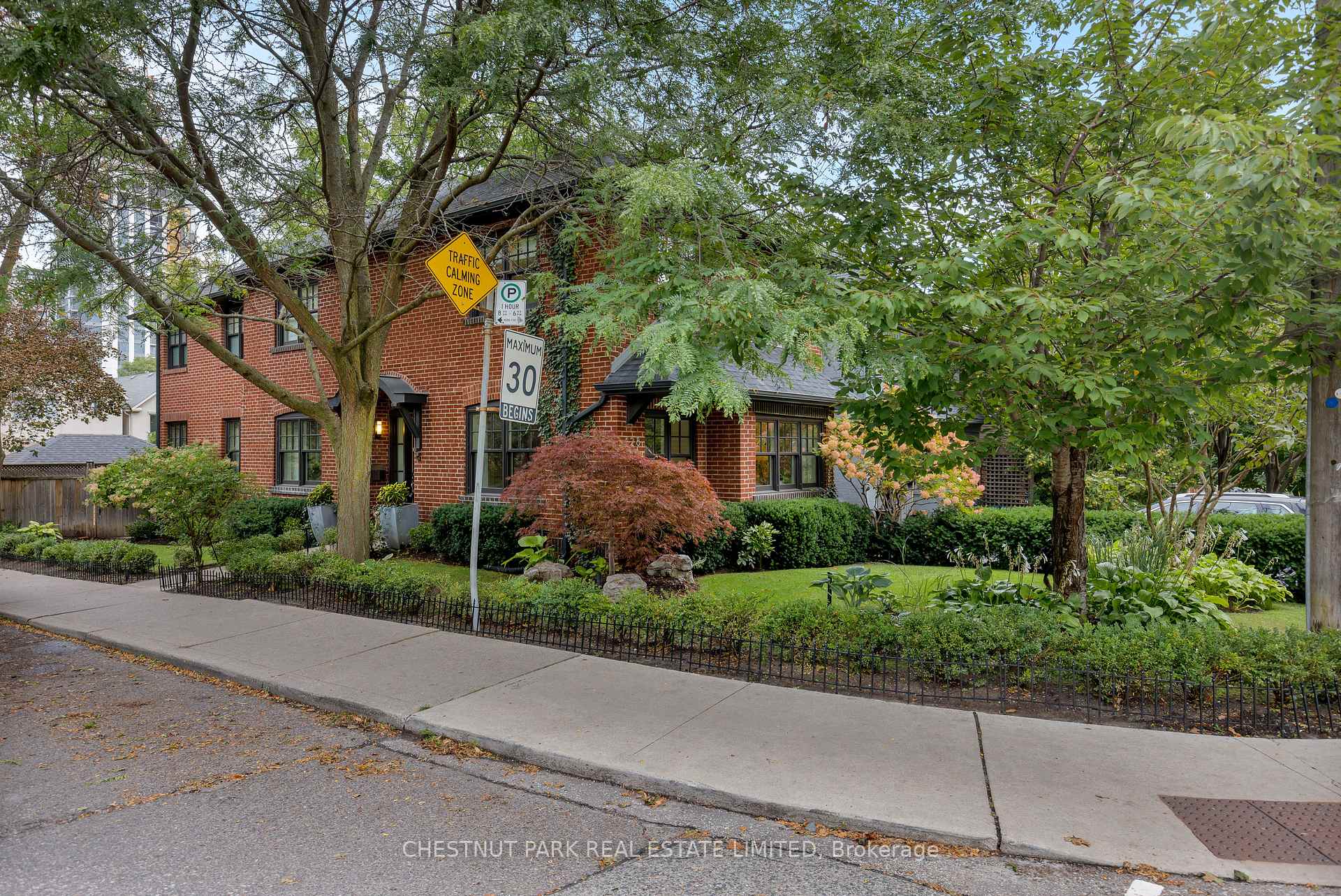 Photo 48 of 128 Manor Road E, Toronto, Mount Pleasant West — HOMEH