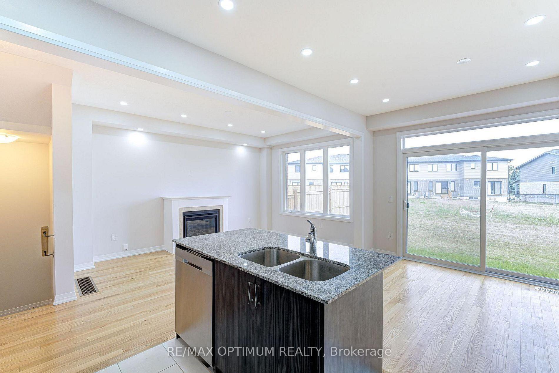Photo 16 of 72 Blacklock Street, Cambridge, Westview — HOMEH