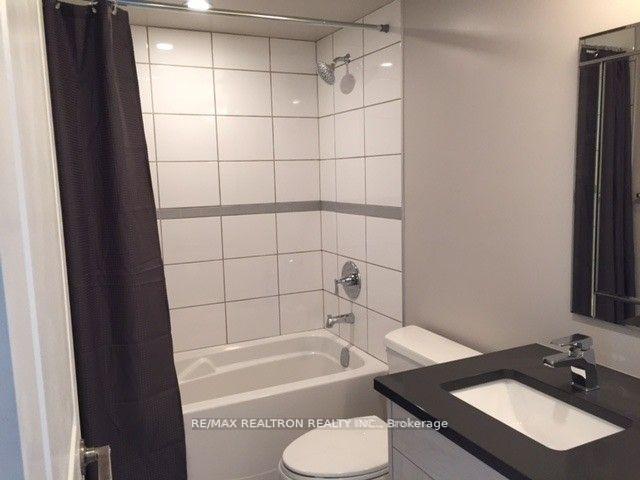 Photo 5 of Unit 3104, 270 Queens Quay W, Toronto, Waterfront Communities — HOMEH