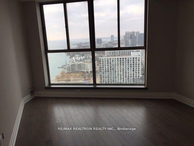 Photo 6 of Unit 3104, 270 Queens Quay W, Toronto, Waterfront Communities — HOMEH