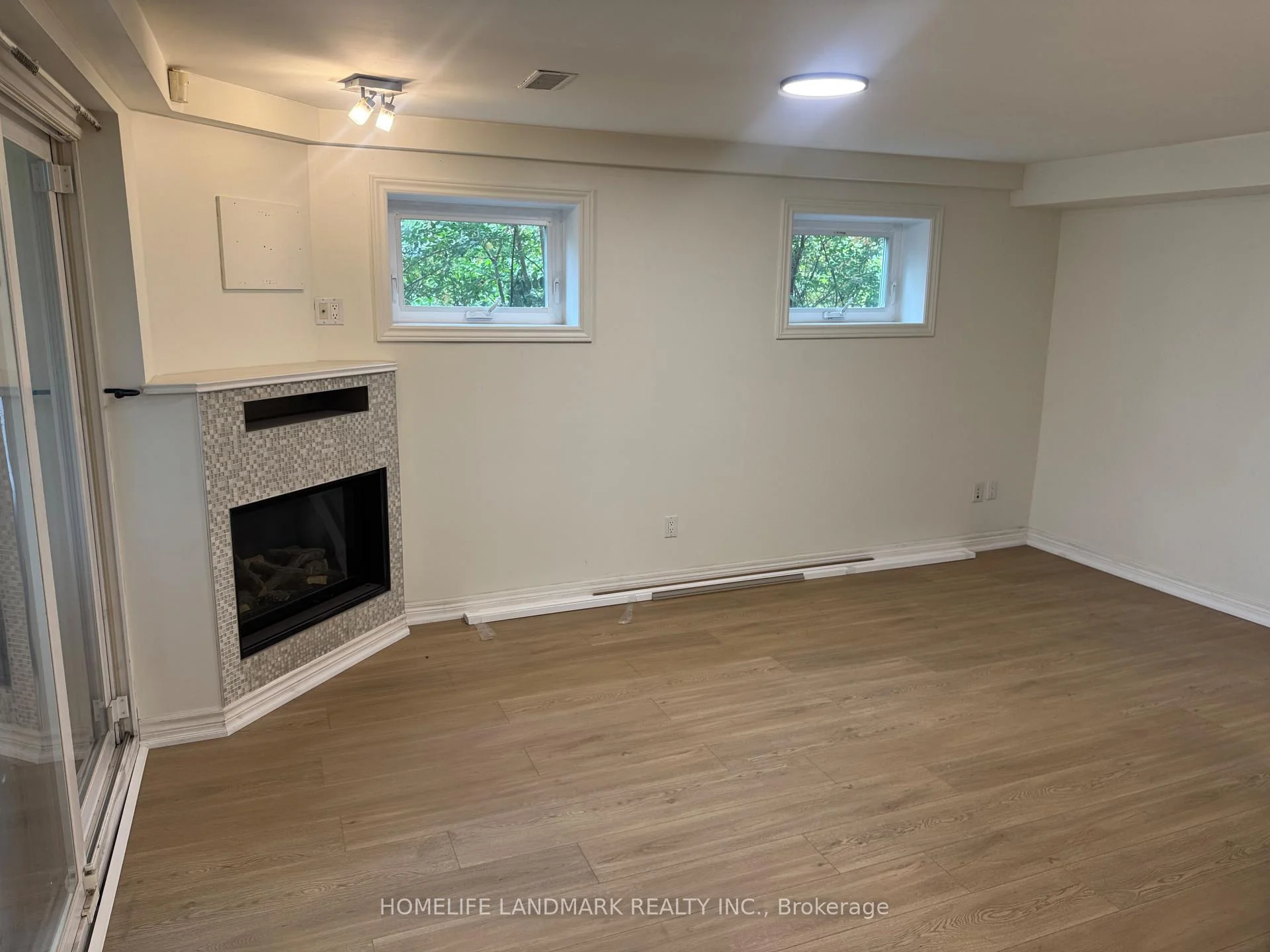 Photo 5 of Unit lower level, 91 Cameron Avenue, North York, Lansing-Westgate — HOMEH