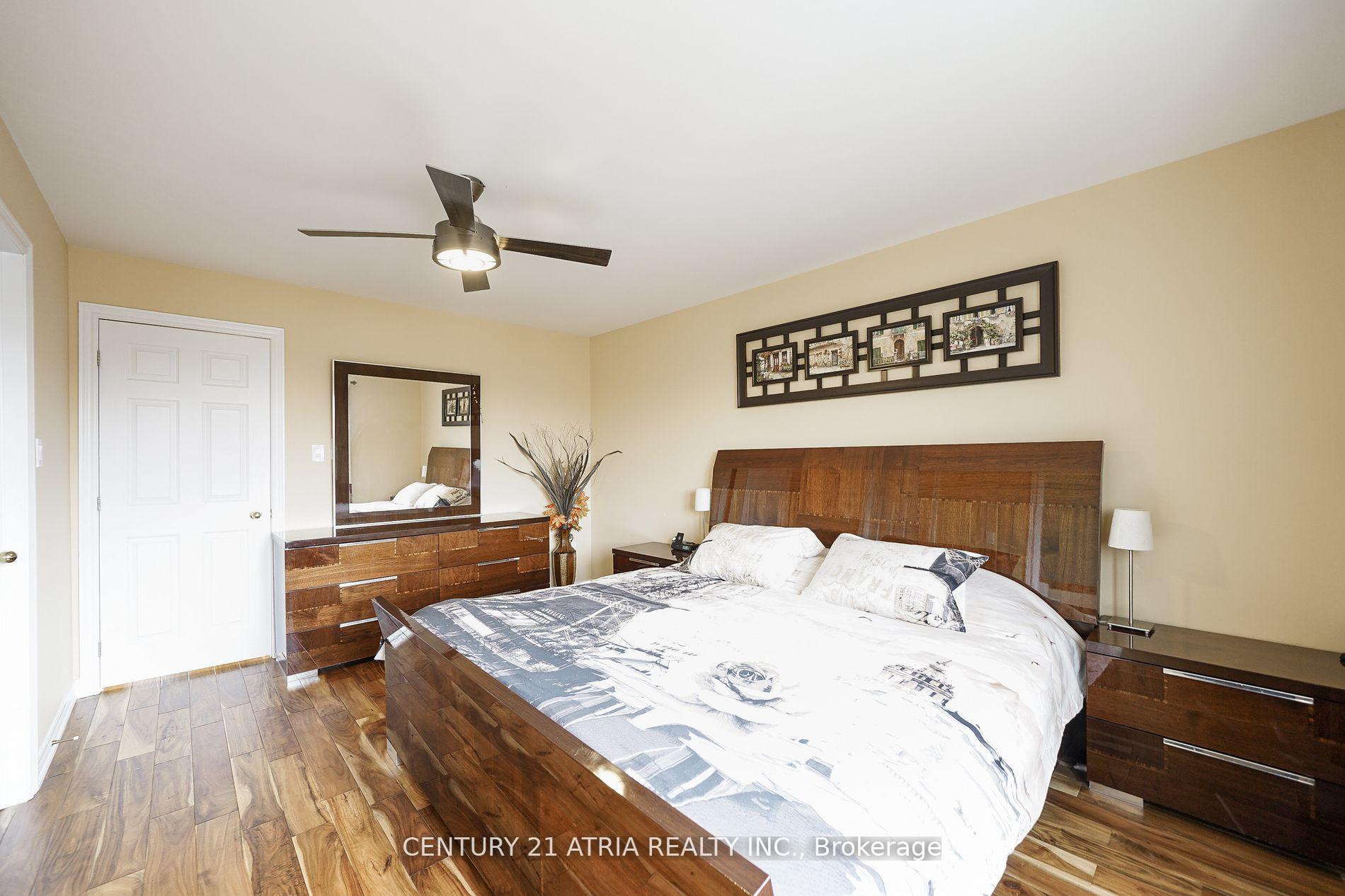 Photo 19 of 28 Barli Crescent, Vaughan, Patterson — HOMEH