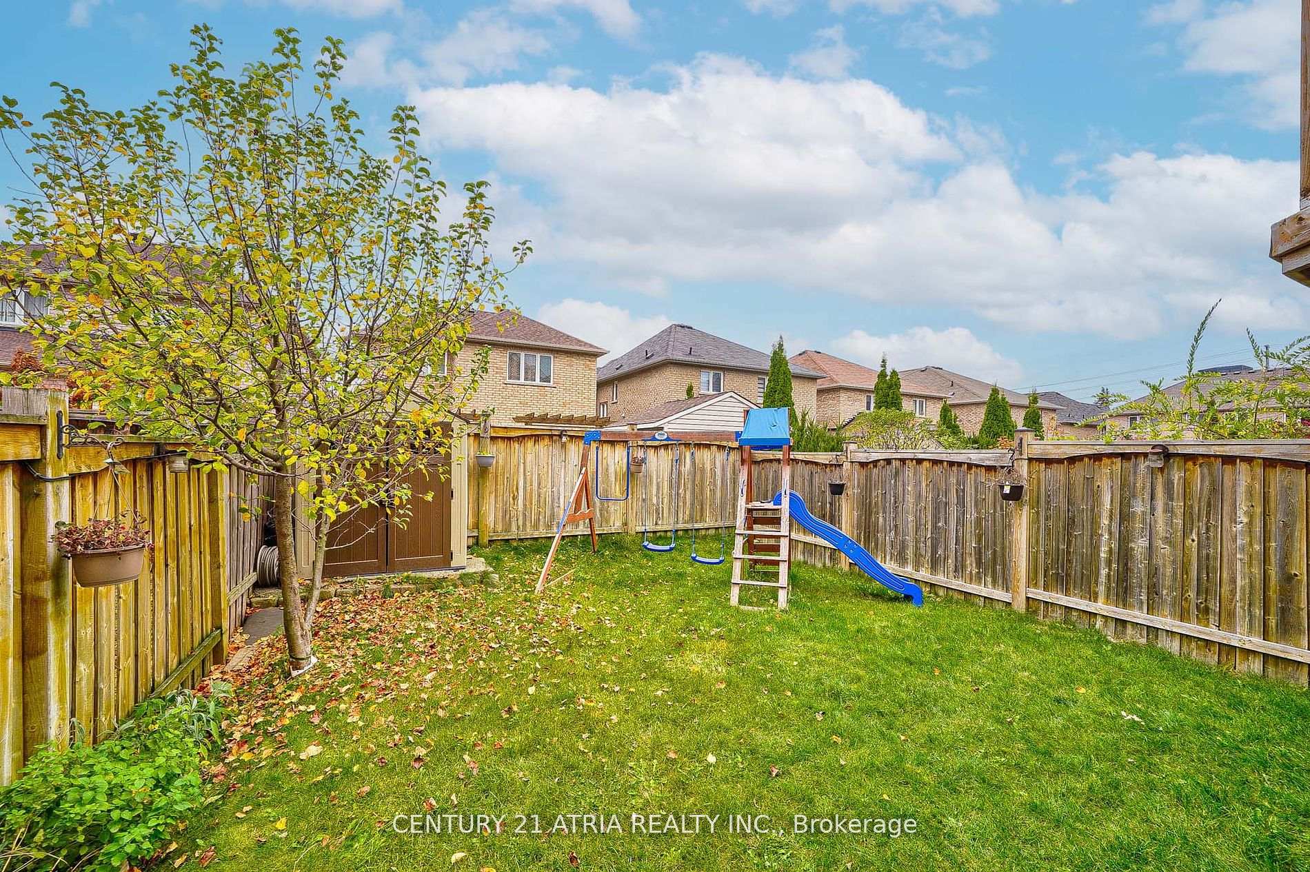Photo 26 of 28 Barli Crescent, Vaughan, Patterson — HOMEH