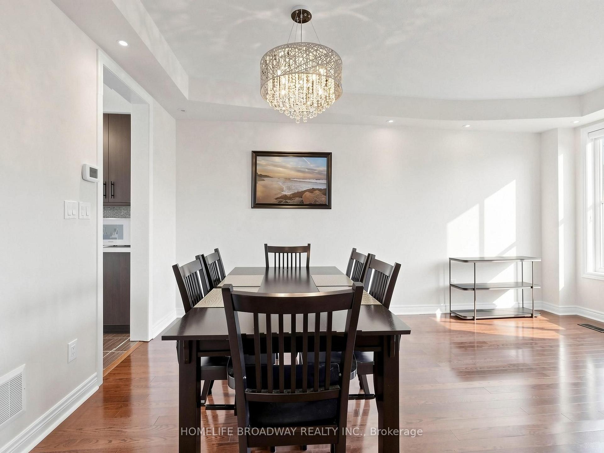 Photo 16 of 9 Earnshaw Drive, Markham, Victoria Square — HOMEH