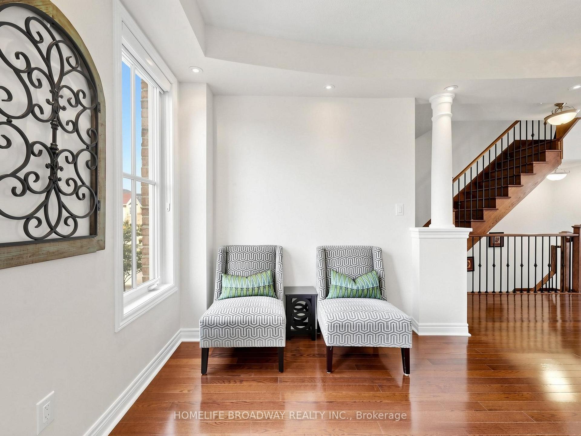 Photo 17 of 9 Earnshaw Drive, Markham, Victoria Square — HOMEH