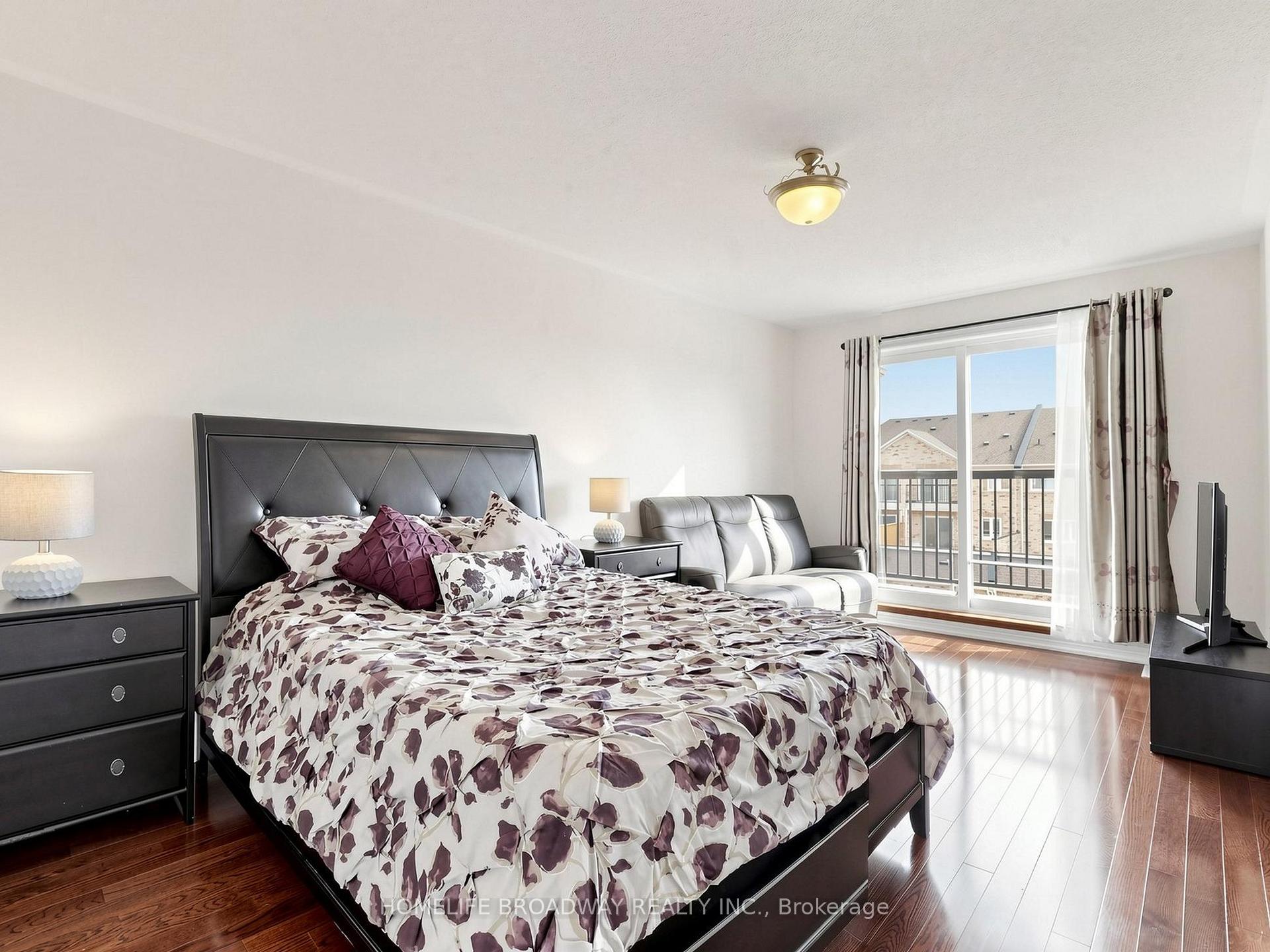 Photo 21 of 9 Earnshaw Drive, Markham, Victoria Square — HOMEH