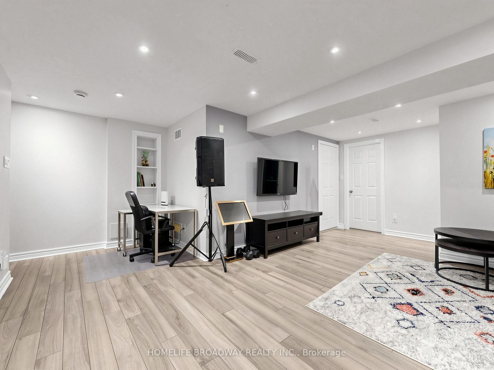 Photo 37 of 9 Earnshaw Drive, Markham, Victoria Square — HOMEH