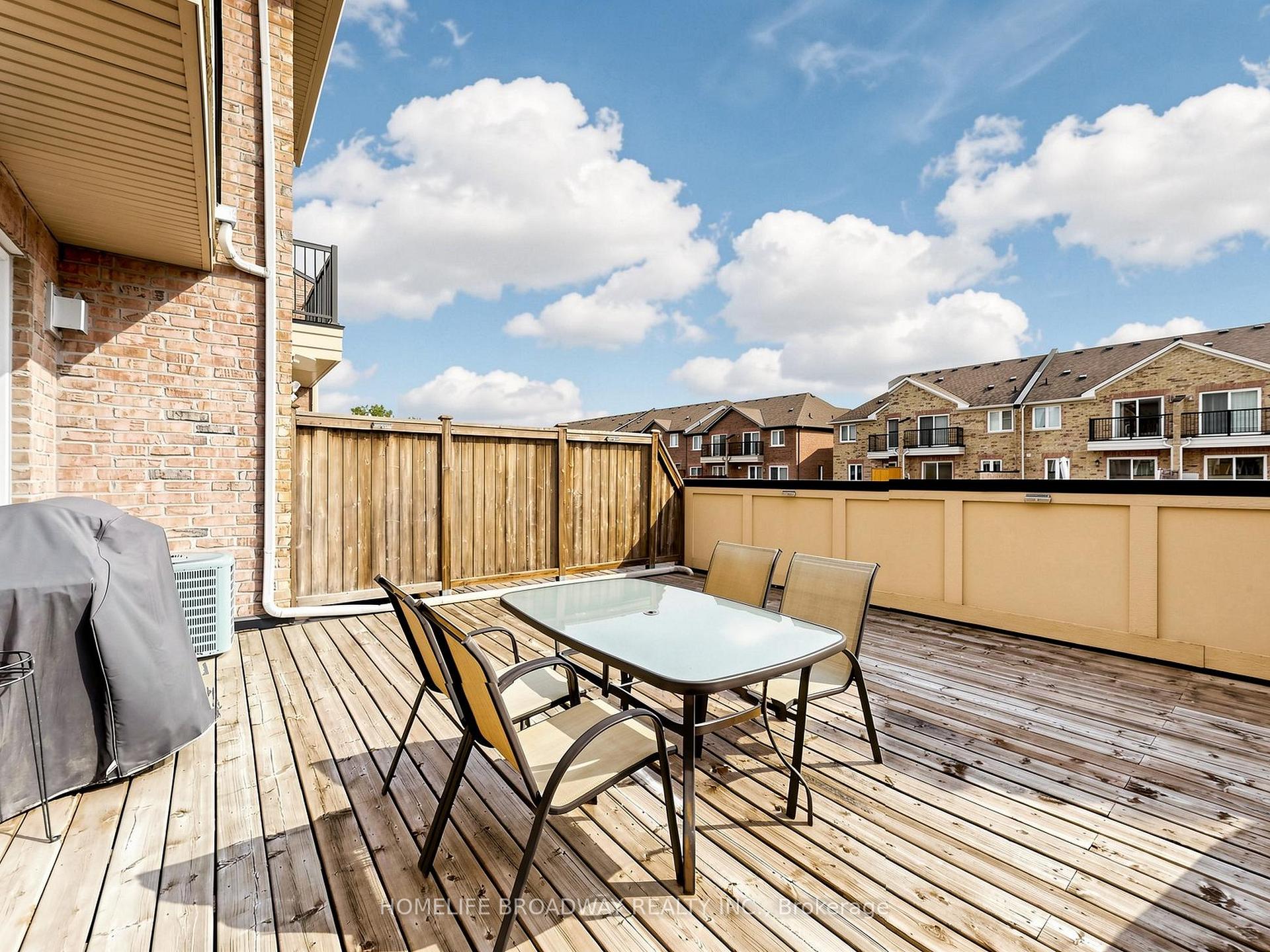 Photo 46 of 9 Earnshaw Drive, Markham, Victoria Square — HOMEH