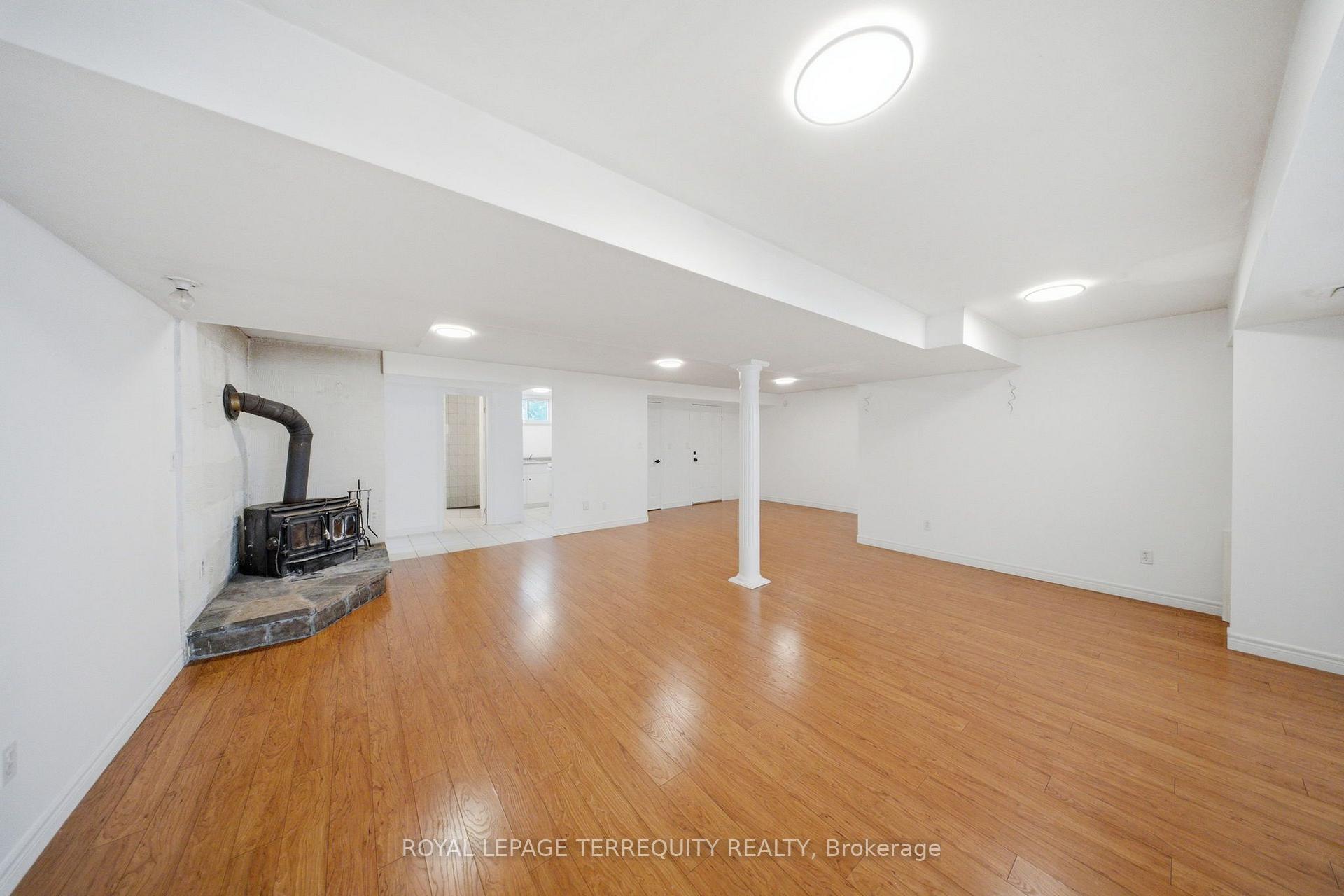 Photo 33 of 29 Ontoro Boulevard, Ajax, South East — HOMEH