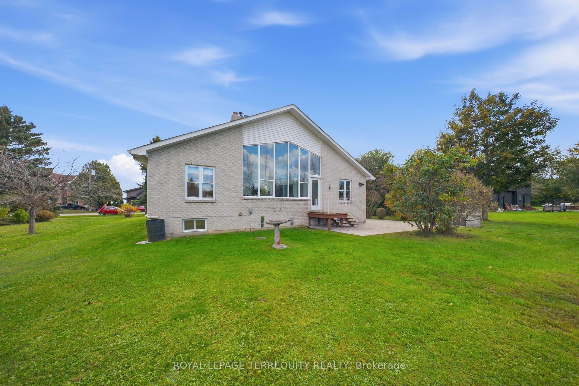 Photo 42 of 29 Ontoro Boulevard, Ajax, South East — HOMEH