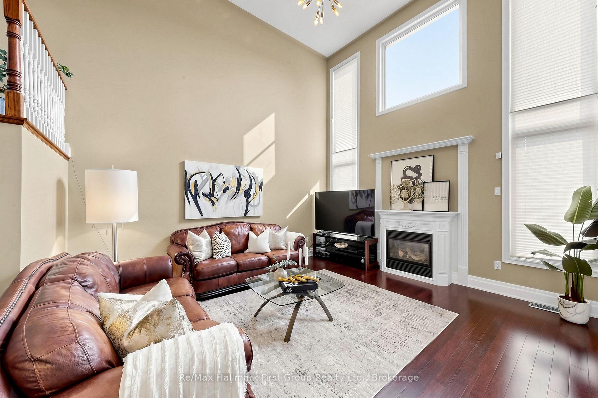 Photo 12 of 3271 Country Lane, Whitby, Williamsburg — HOMEH