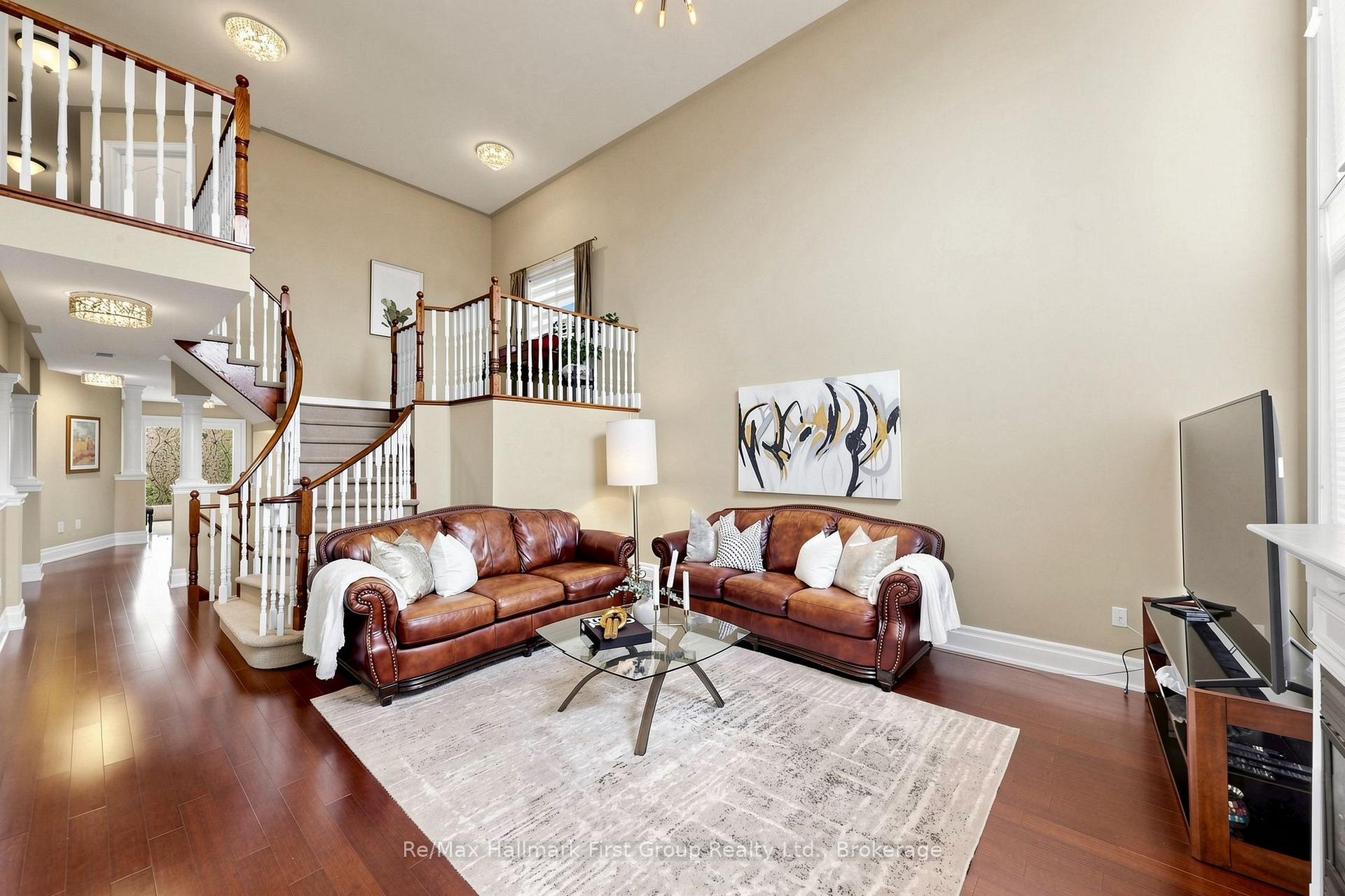 Photo 13 of 3271 Country Lane, Whitby, Williamsburg — HOMEH