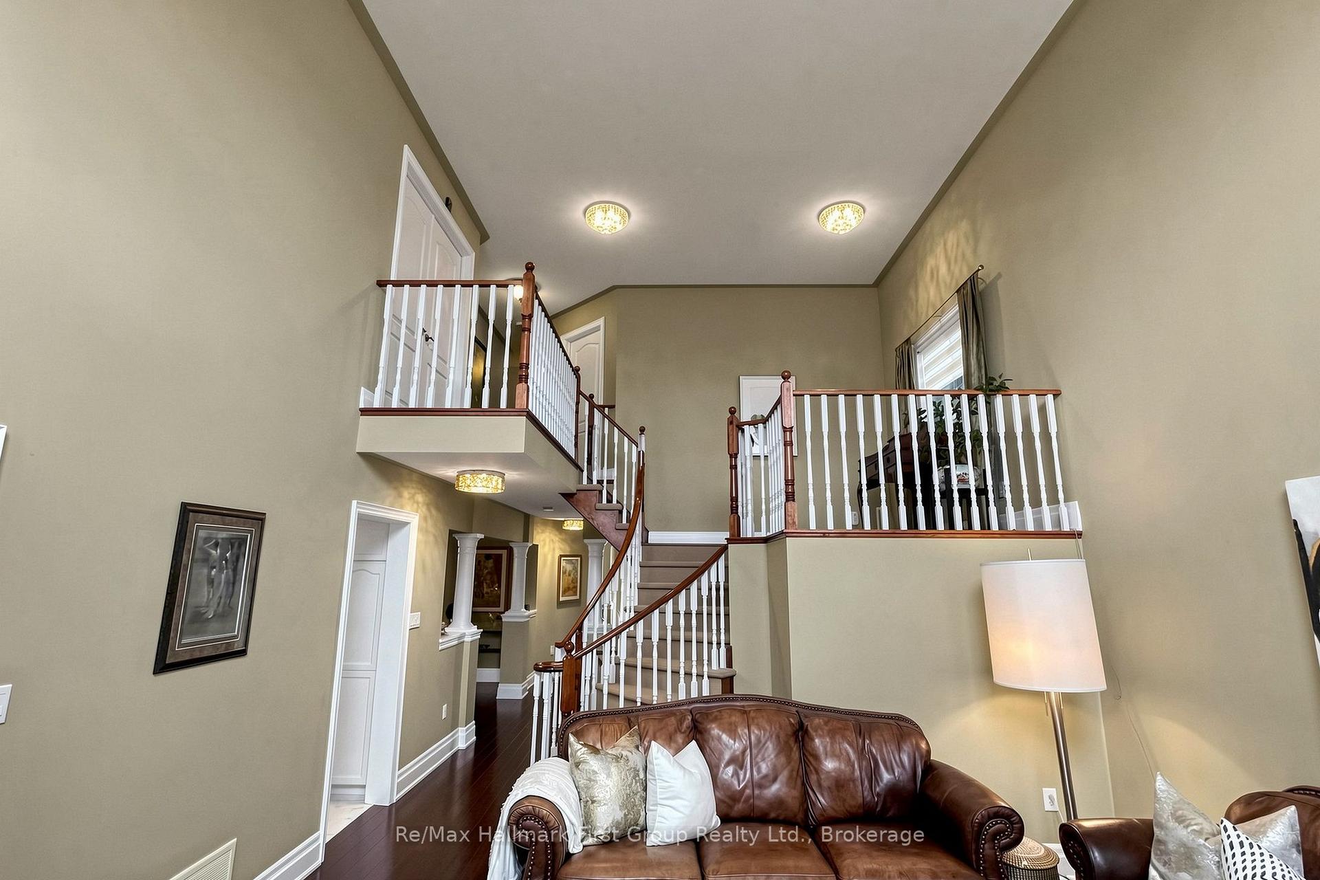 Photo 16 of 3271 Country Lane, Whitby, Williamsburg — HOMEH