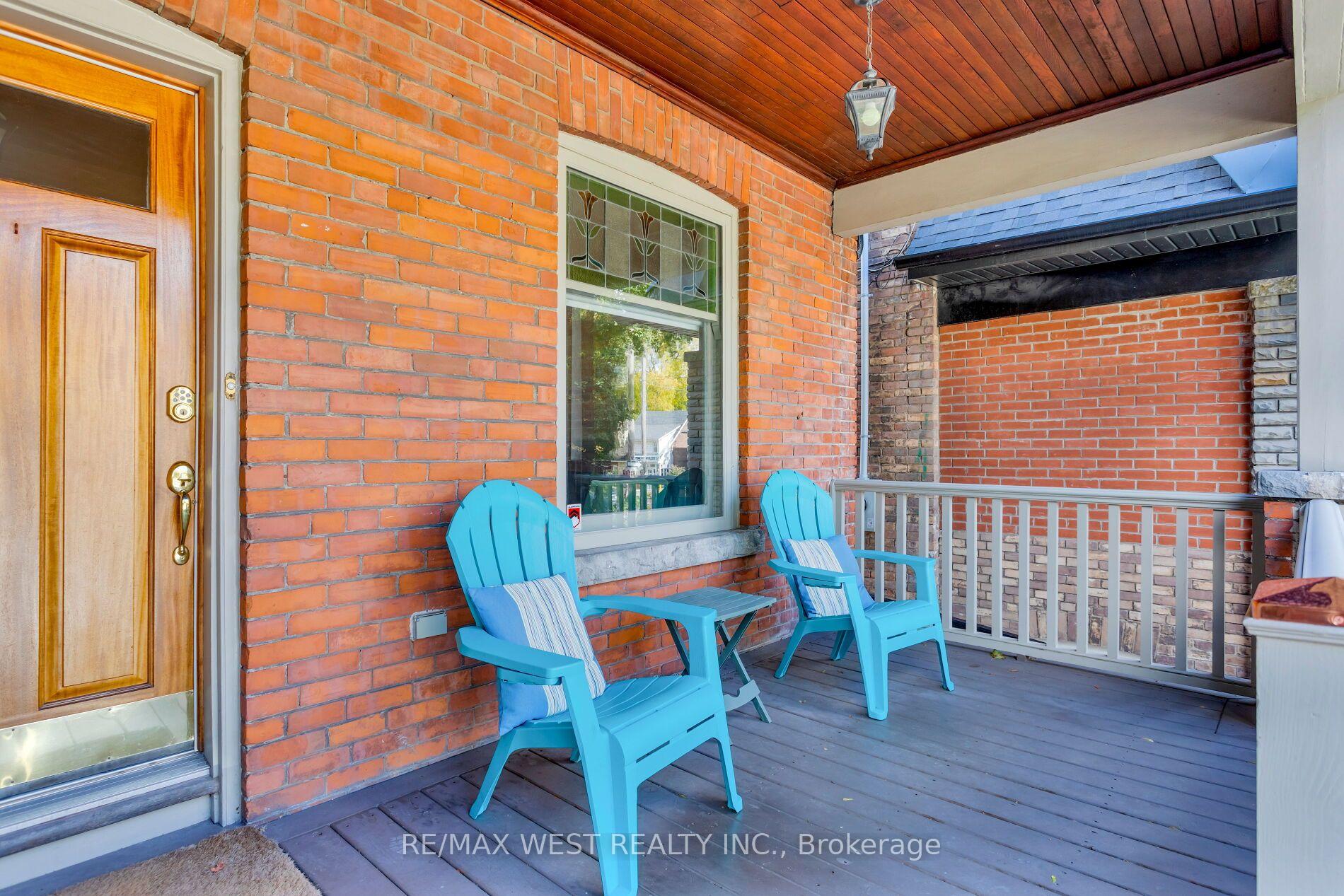 Photo 3 of 81 Chelsea Avenue, Toronto, High Park North — HOMEH
