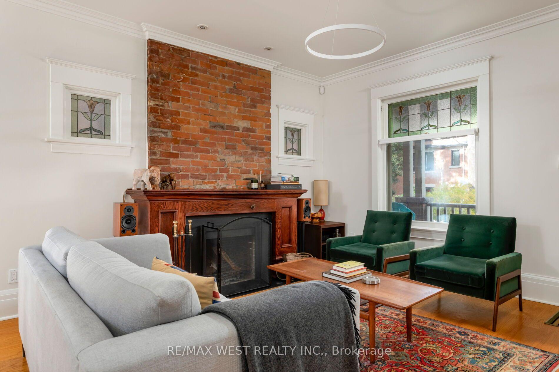 Photo 5 of 81 Chelsea Avenue, Toronto, High Park North — HOMEH