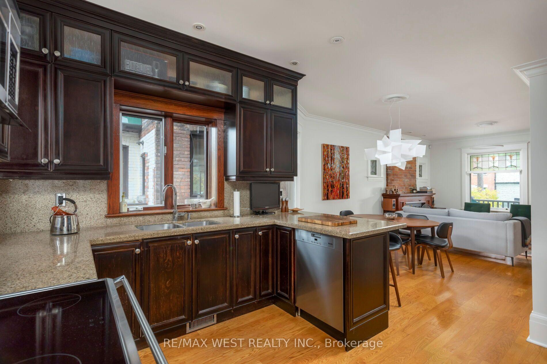 Photo 15 of 81 Chelsea Avenue, Toronto, High Park North — HOMEH