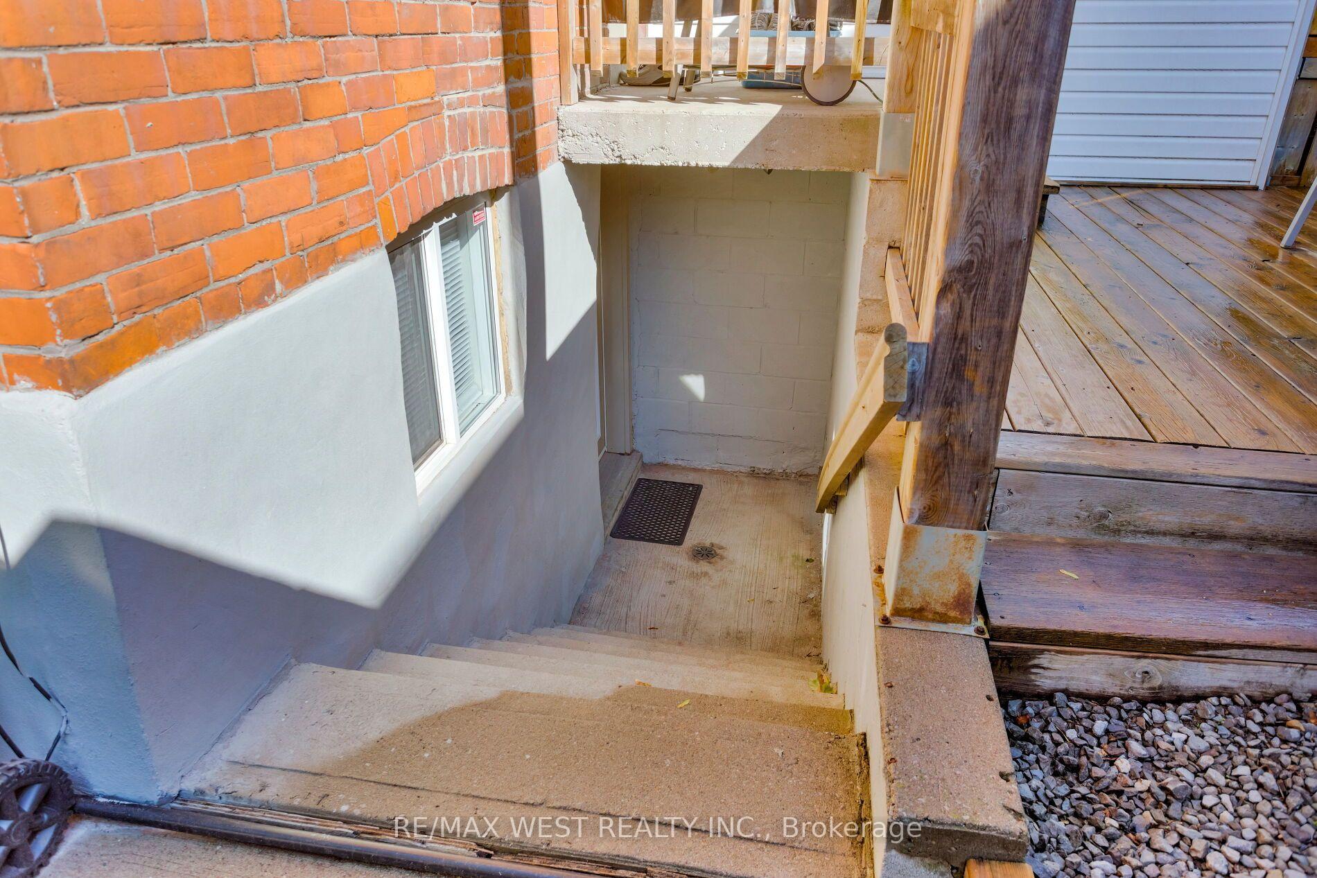 Photo 34 of 81 Chelsea Avenue, Toronto, High Park North — HOMEH