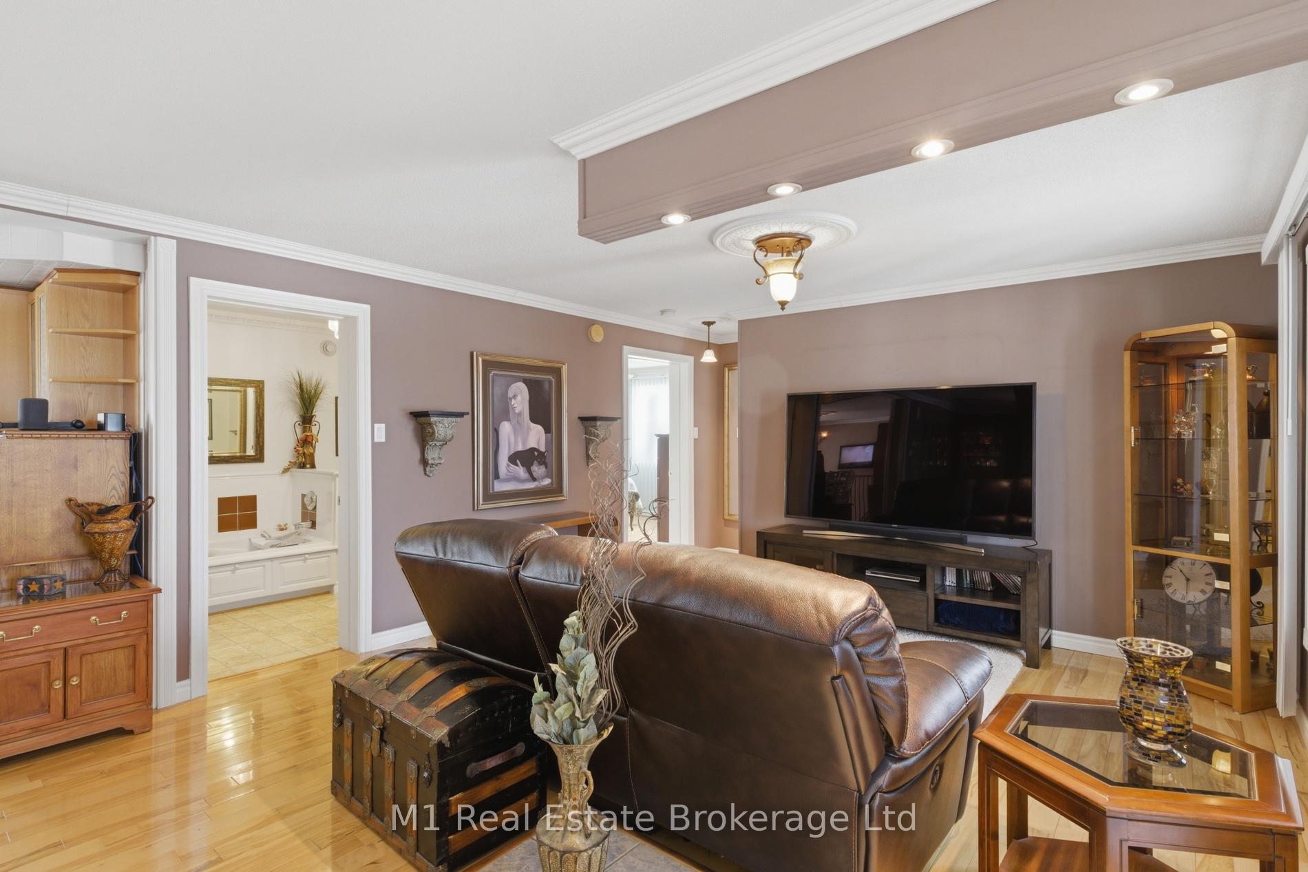 Photo 12 of 2 Joanne Crescent, Minto — HOMEH