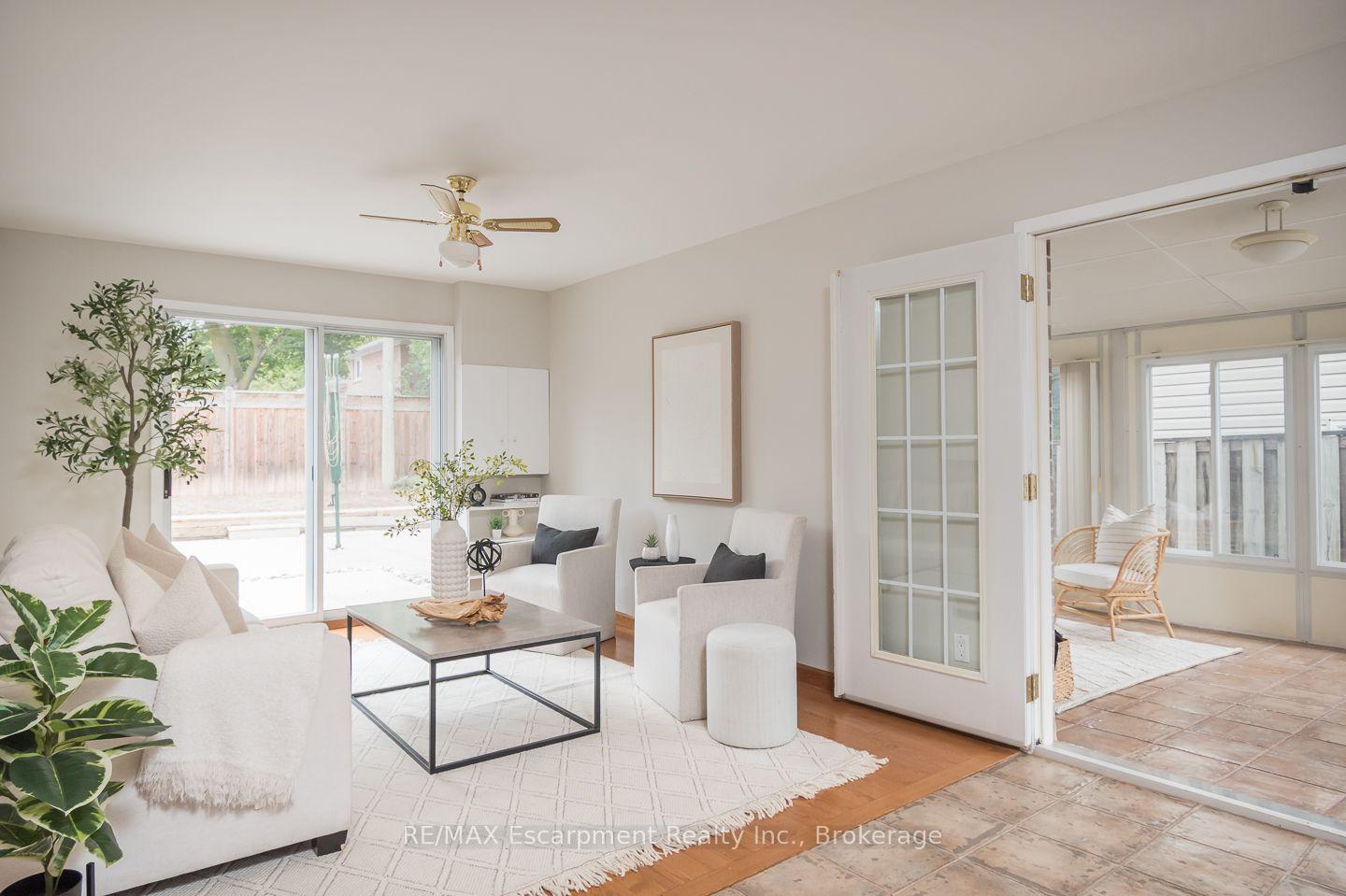 Photo 19 of 1237 Redbank Crescent, Oakville, College Park — HOMEH