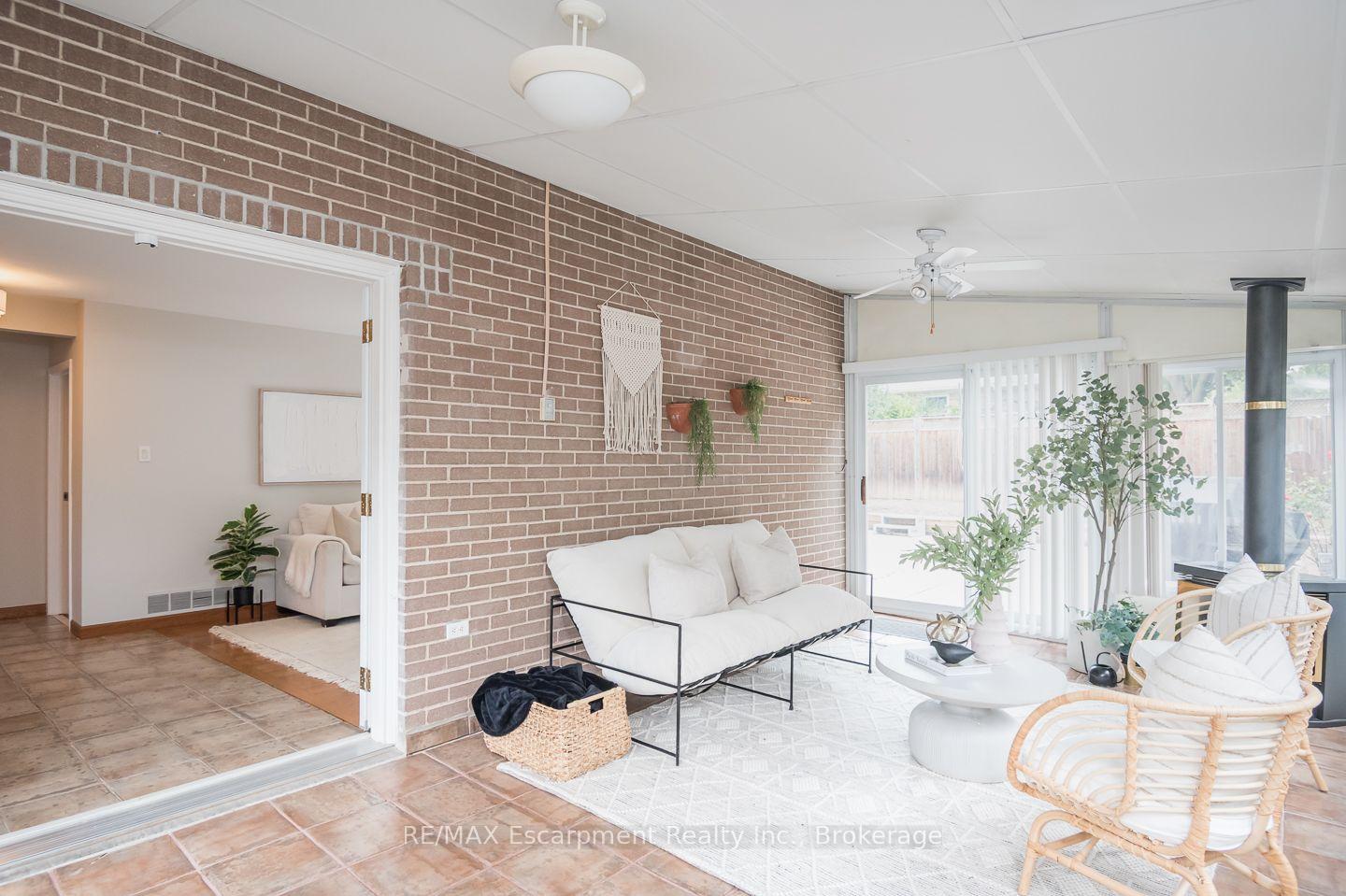 Photo 22 of 1237 Redbank Crescent, Oakville, College Park — HOMEH