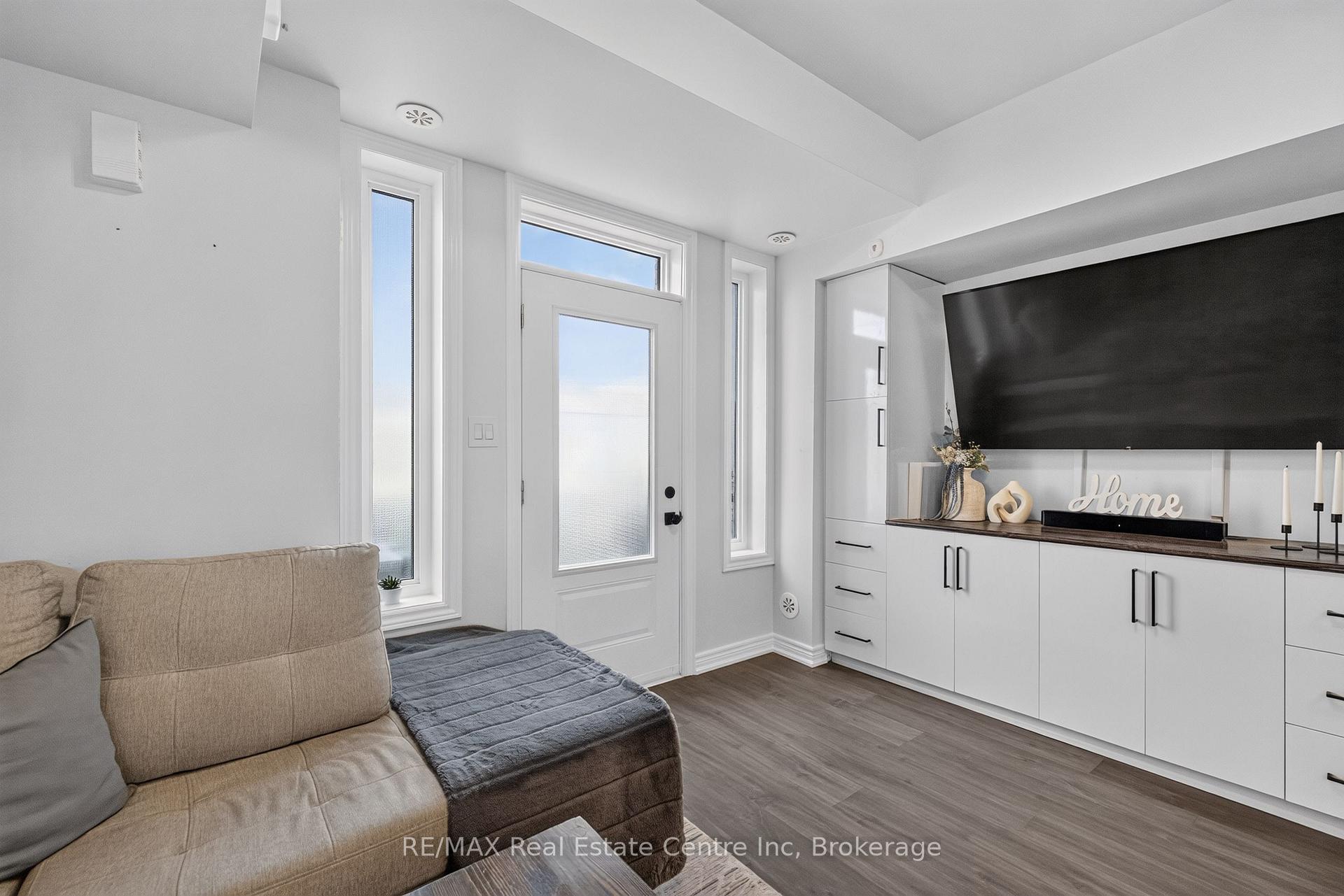 Photo 10 of Unit 74, 279 Law Drive, Guelph, Grange Road — HOMEH