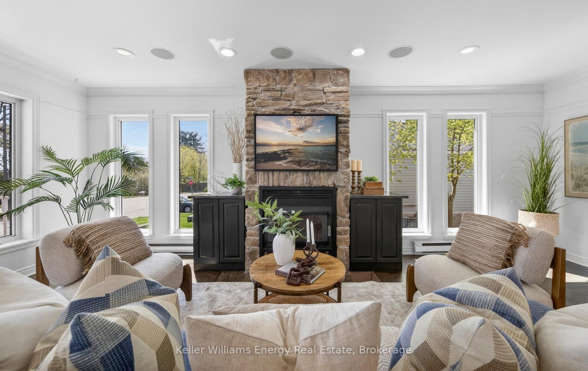 Photo 13 of 676 Victory Drive, Pickering, West Shore — HOMEH