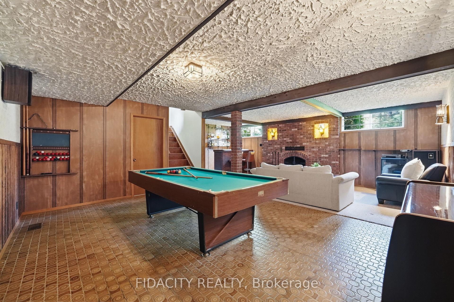 Photo 27 of 45 Cortleigh Drive, Ottawa, Barrhaven - Hearts Desire — HOMEH