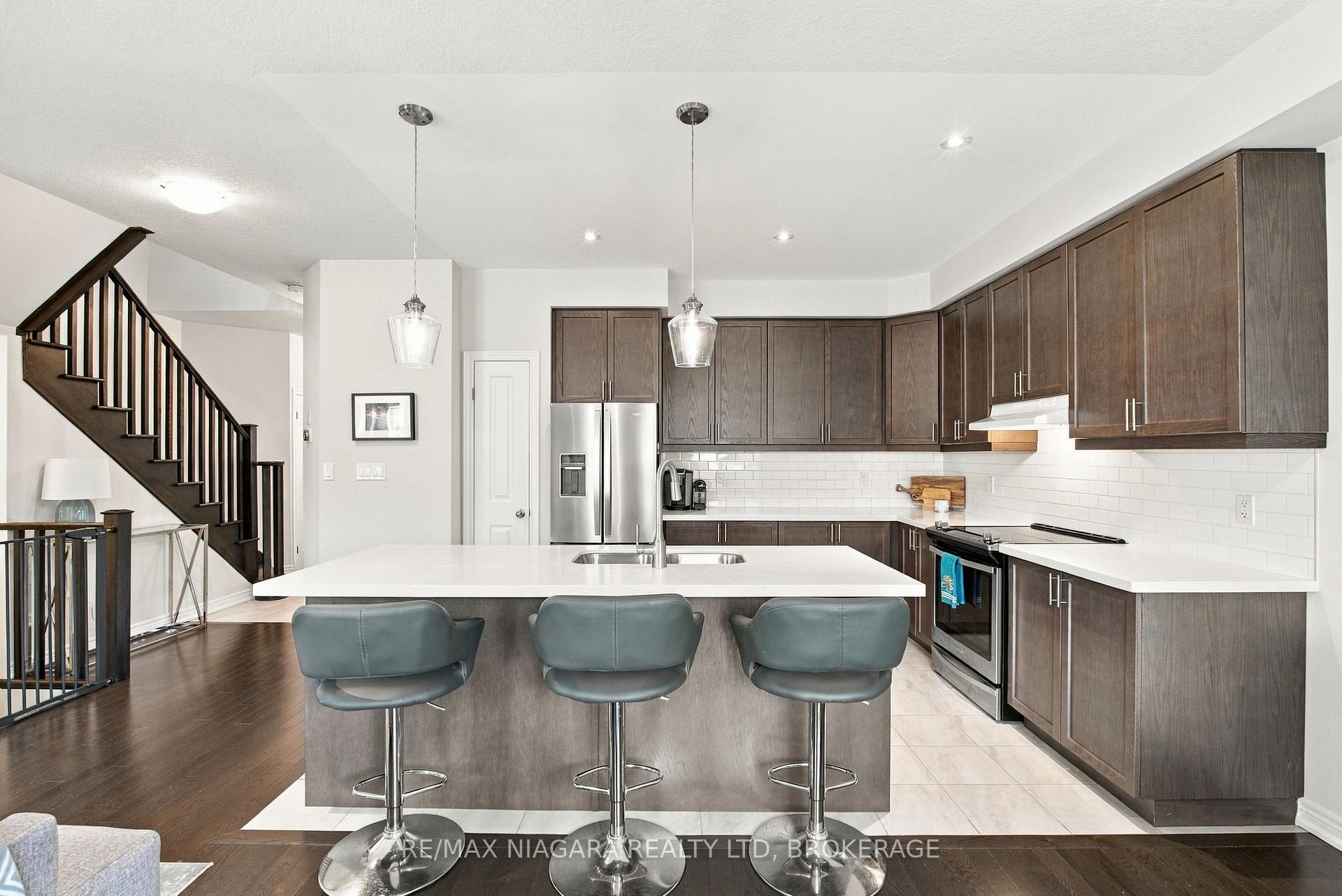 Photo 11 of 46 Pinot Crescent, Hamilton, Fruitland — HOMEH