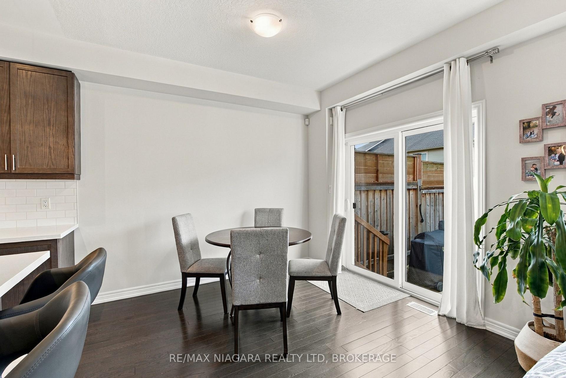 Photo 13 of 46 Pinot Crescent, Hamilton, Fruitland — HOMEH