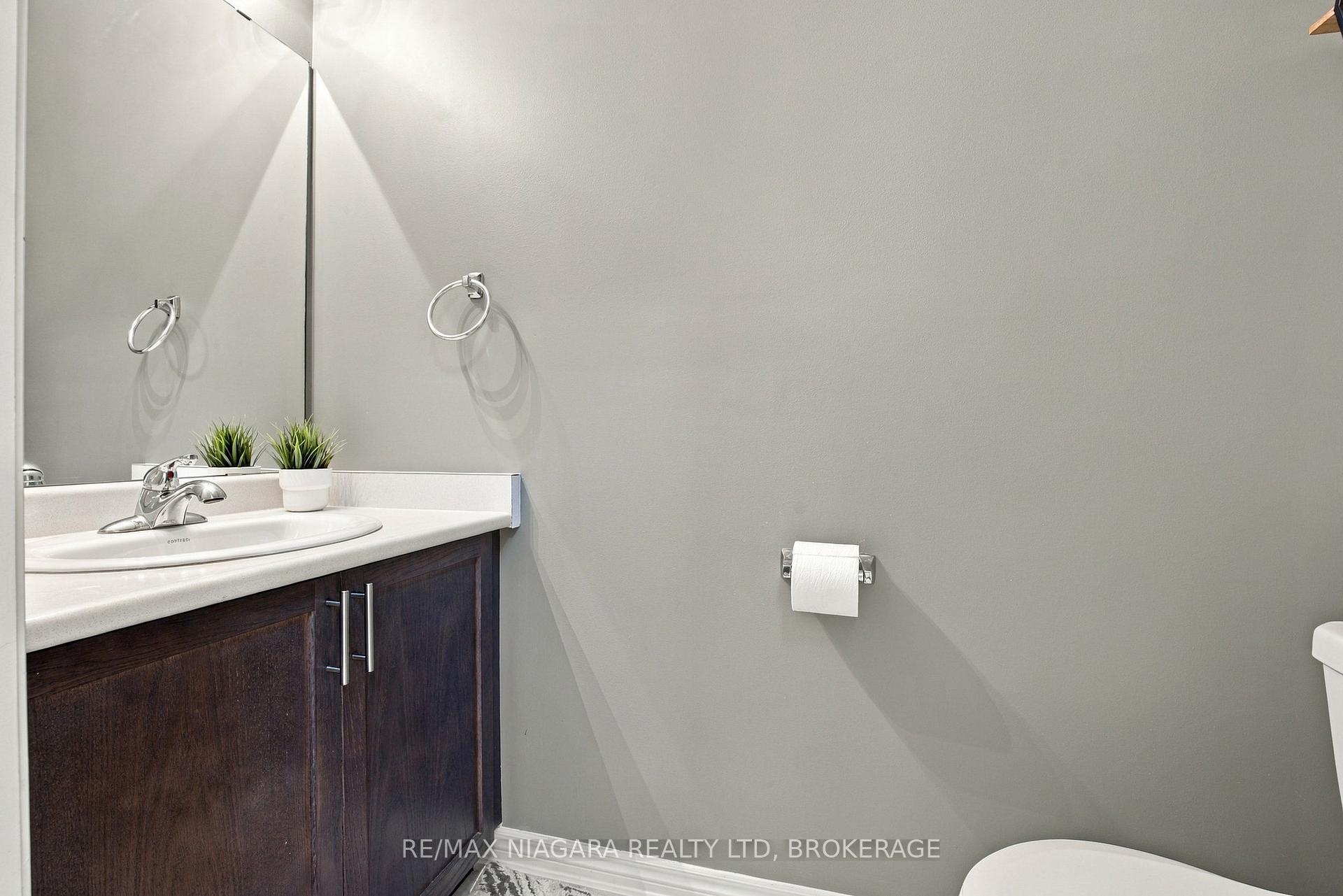 Photo 14 of 46 Pinot Crescent, Hamilton, Fruitland — HOMEH