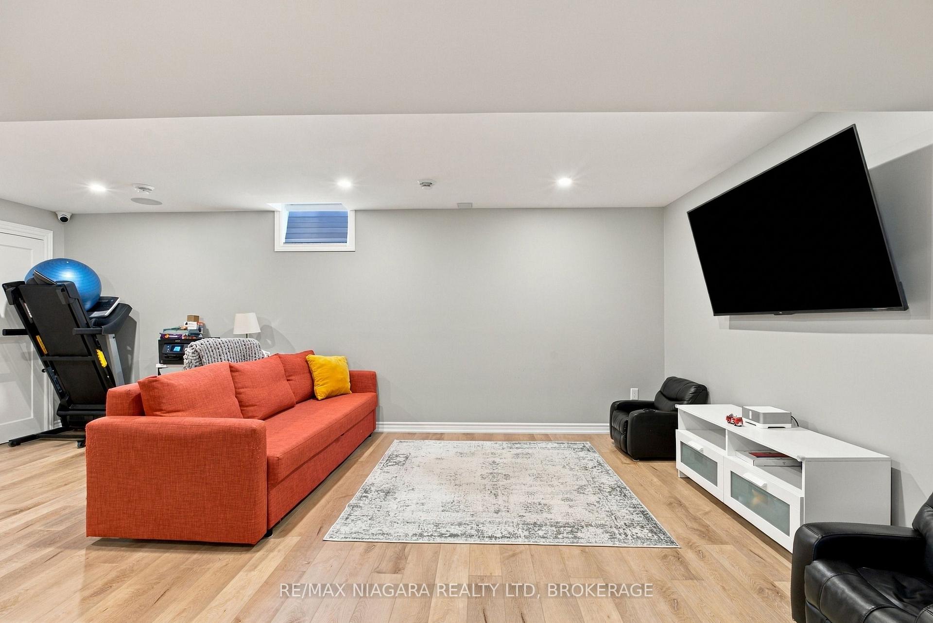 Photo 22 of 46 Pinot Crescent, Hamilton, Fruitland — HOMEH