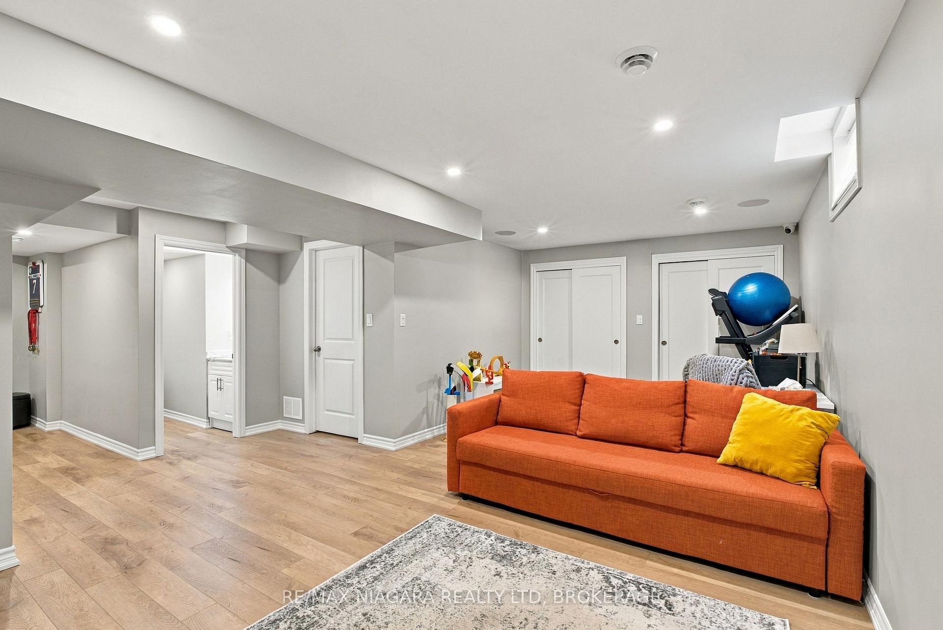 Photo 24 of 46 Pinot Crescent, Hamilton, Fruitland — HOMEH