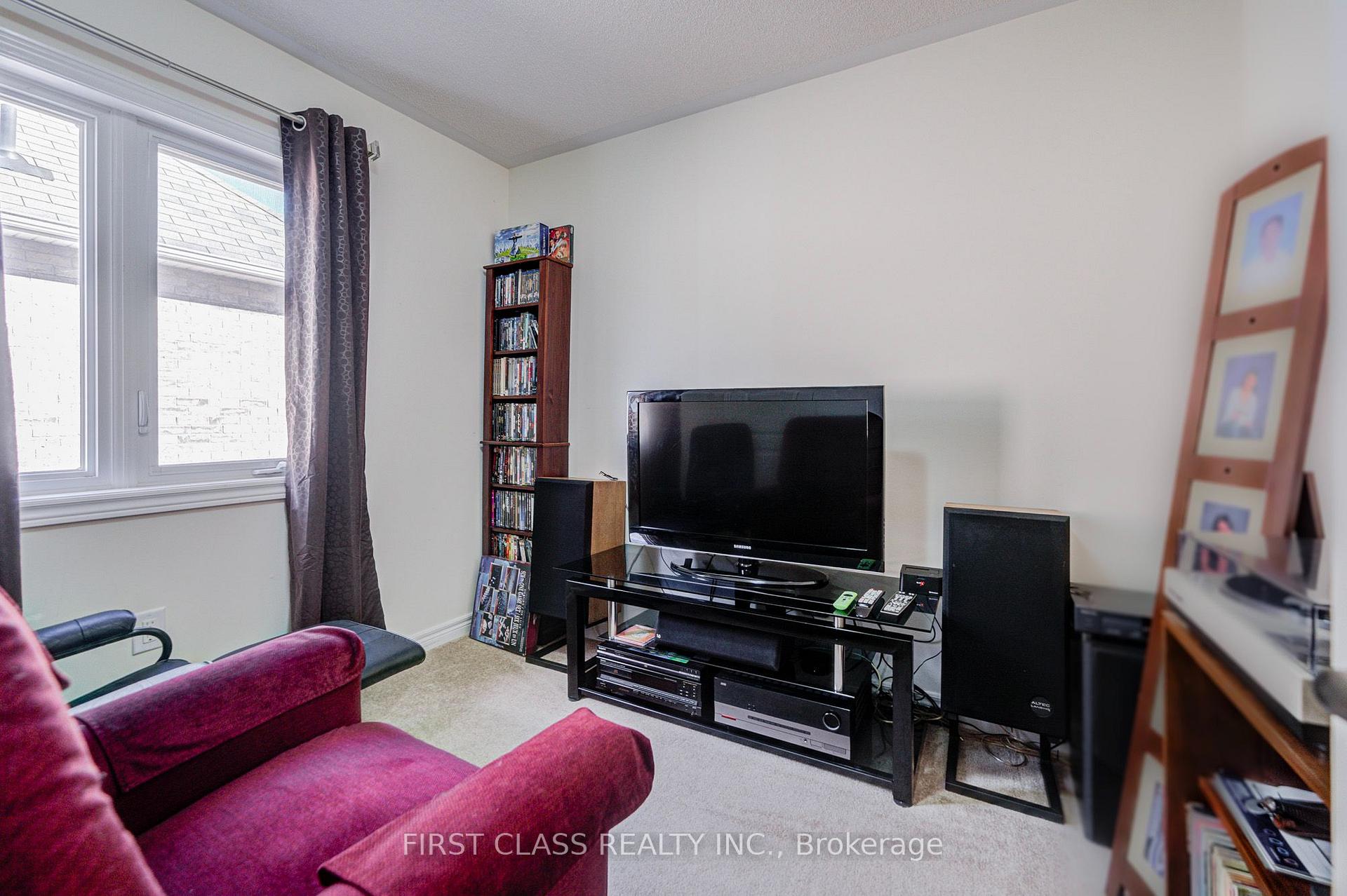 Photo 34 of 27 Cinemark Avenue, Markham, Cornell — HOMEH