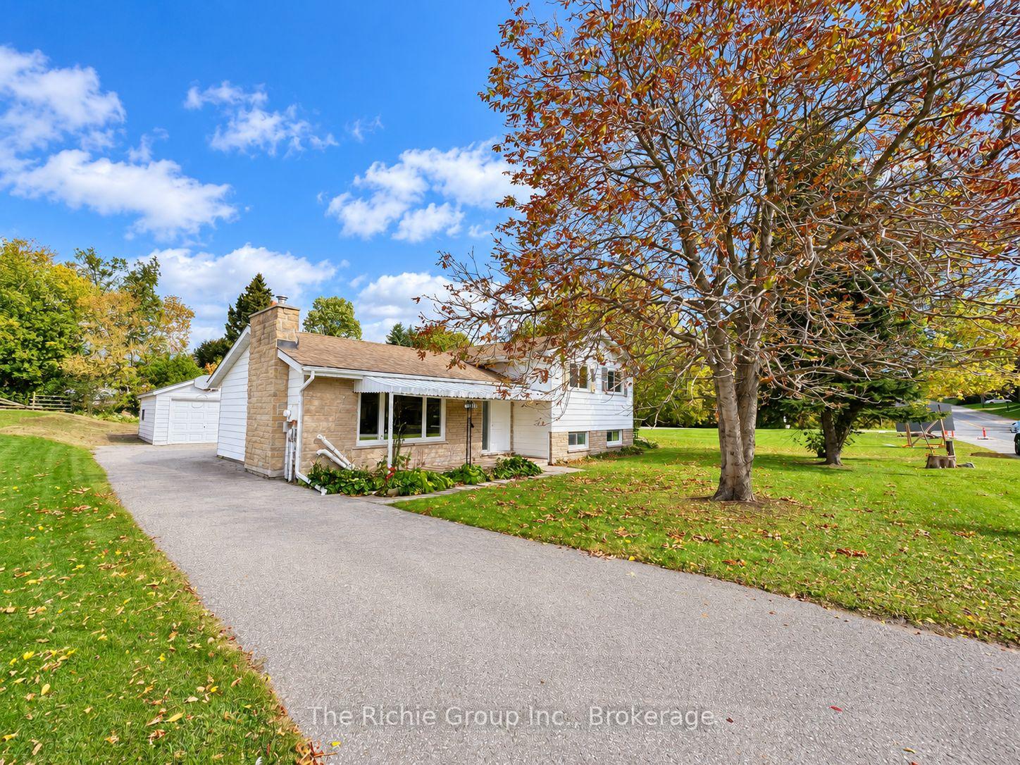 Photo 23 of 19799 Airport Road, Caledon, Mono Mills — HOMEH