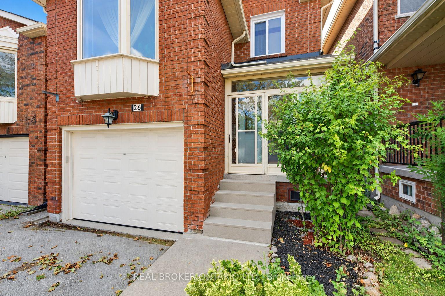 Photo 2 of 26 White Boulevard, Vaughan, Brownridge — HOMEH