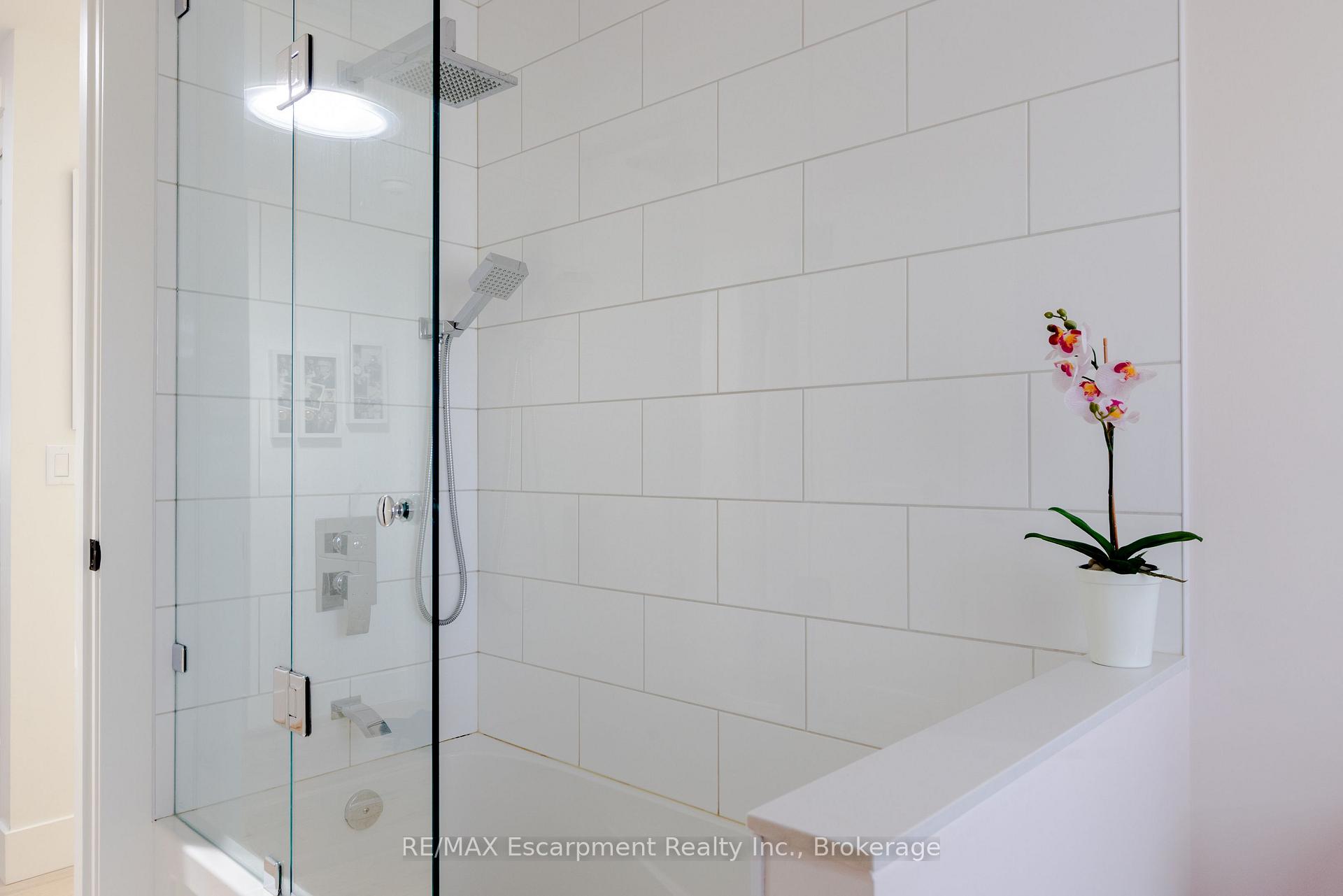 Photo 25 of 3136 Princess Boulevard, Burlington, Roseland — HOMEH