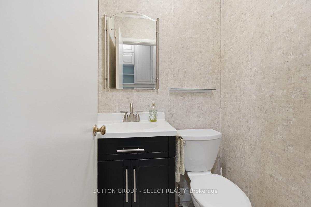 Photo 23 of 40 David Street, London, South V — HOMEH
