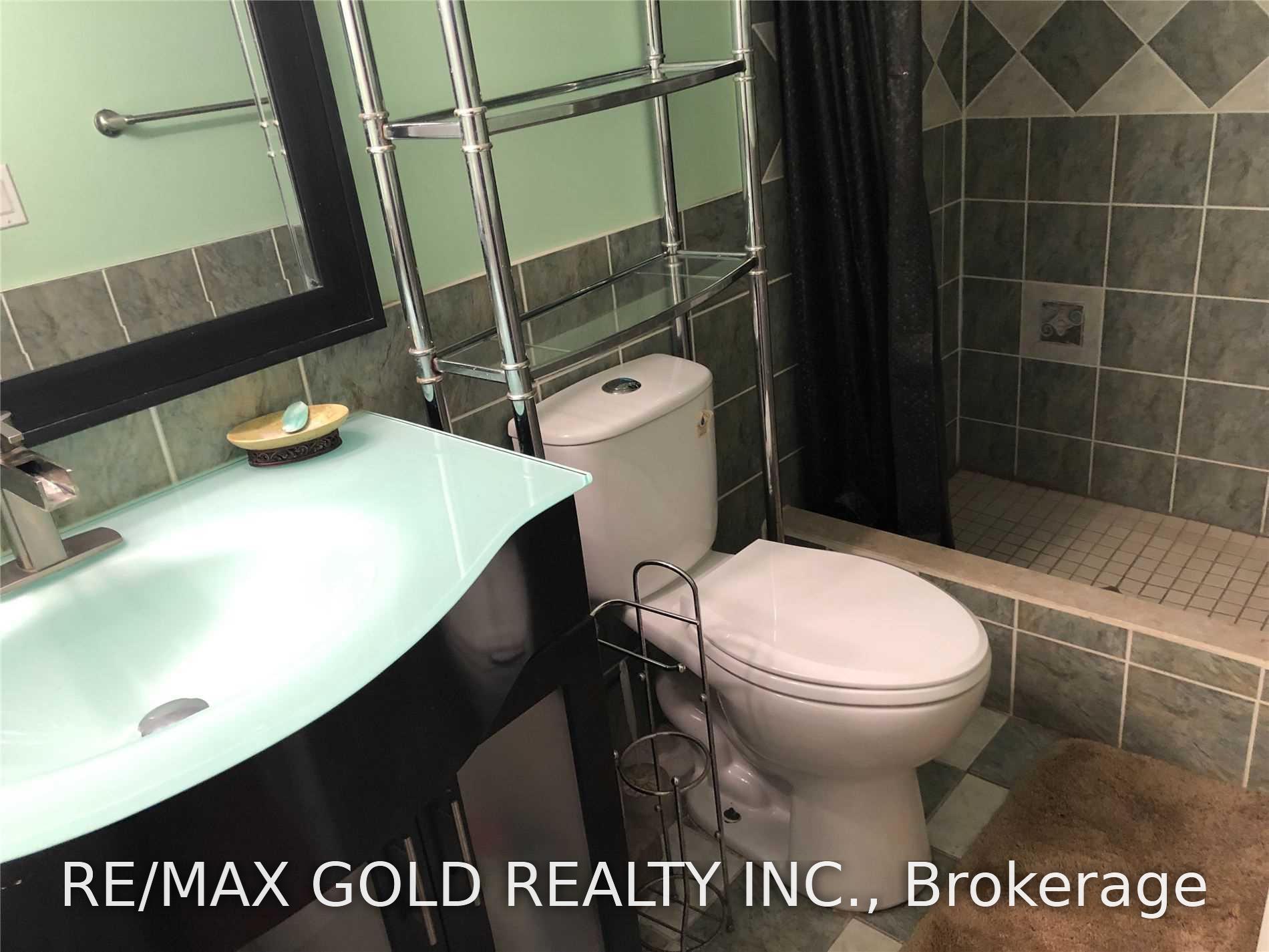 Photo 11 of Unit (Bsmt), 84 Crown Victoria Drive, Brampton, Fletcher's Meadow — HOMEH