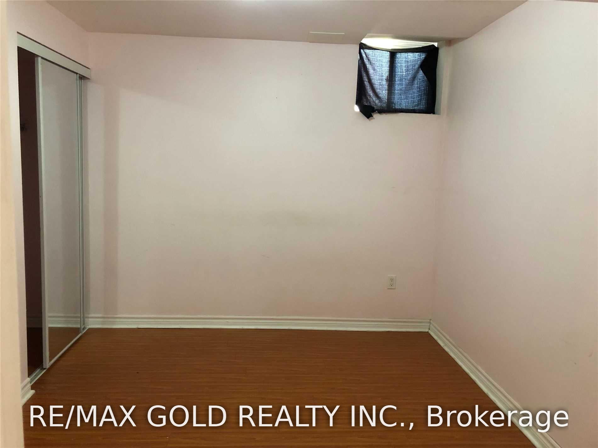 Photo 13 of Unit (Bsmt), 84 Crown Victoria Drive, Brampton, Fletcher's Meadow — HOMEH