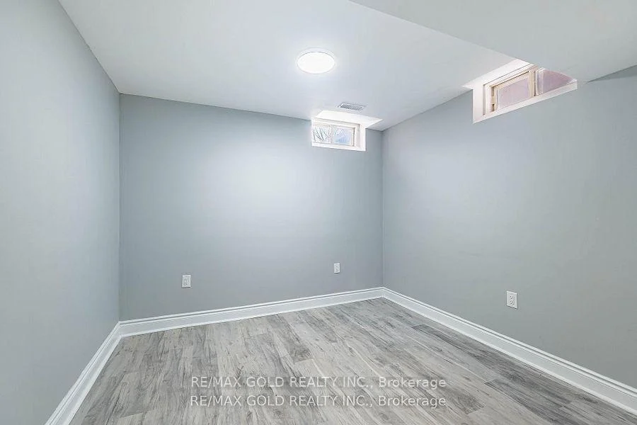 Photo 20 of Unit (Bsmt), 84 Crown Victoria Drive, Brampton, Fletcher's Meadow — HOMEH