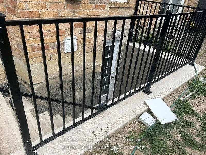Photo 26 of Unit (Bsmt), 84 Crown Victoria Drive, Brampton, Fletcher's Meadow — HOMEH