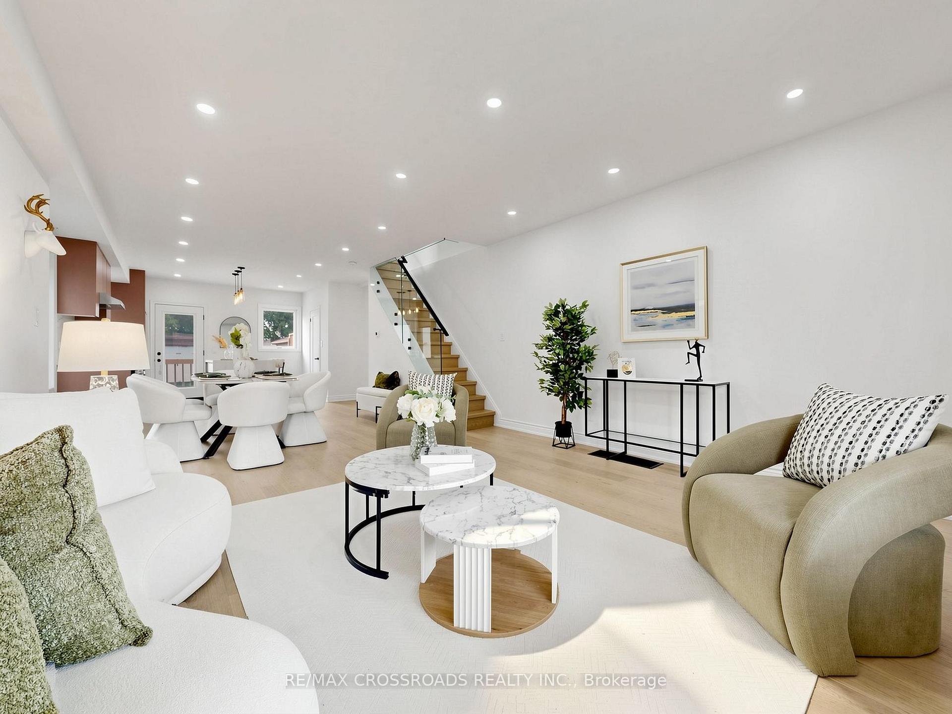 Photo 7 of 548 Glebeholme Boulevard, Toronto, Danforth — HOMEH
