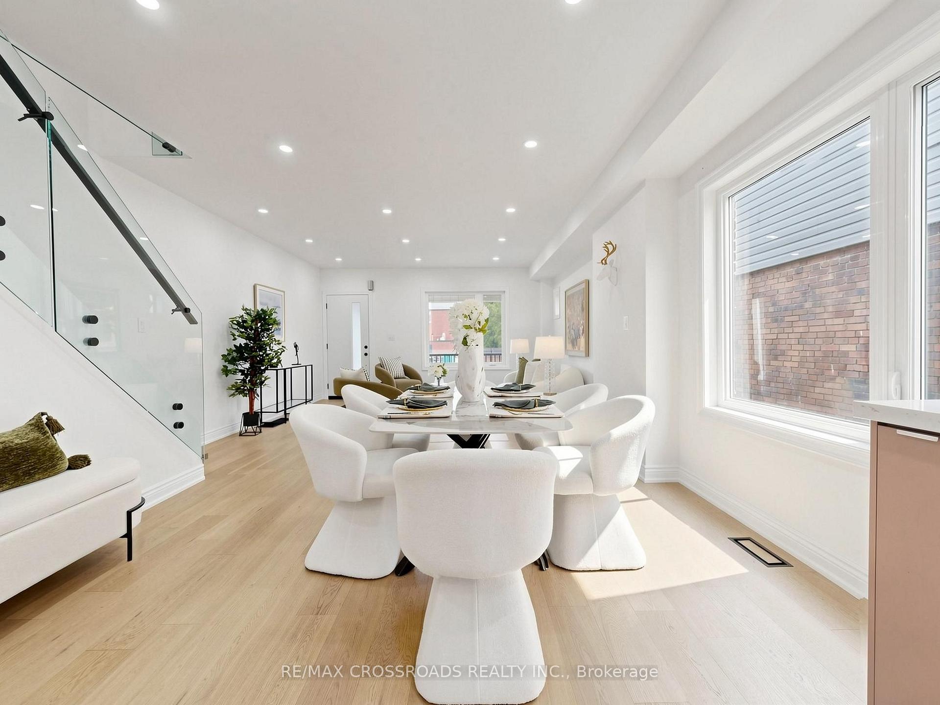 Photo 11 of 548 Glebeholme Boulevard, Toronto, Danforth — HOMEH