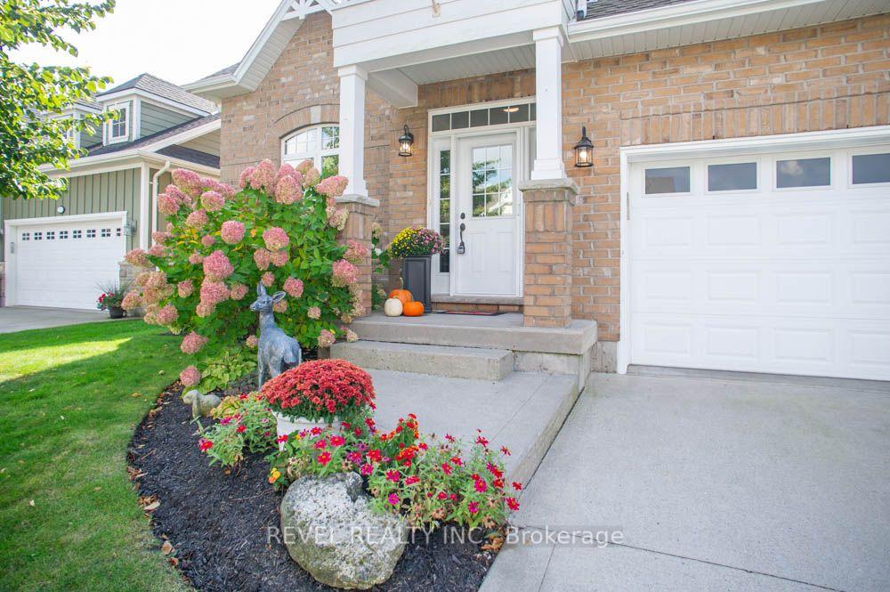 Photo 3 of 27 Schooner Drive, Norfolk, Port Dover — HOMEH