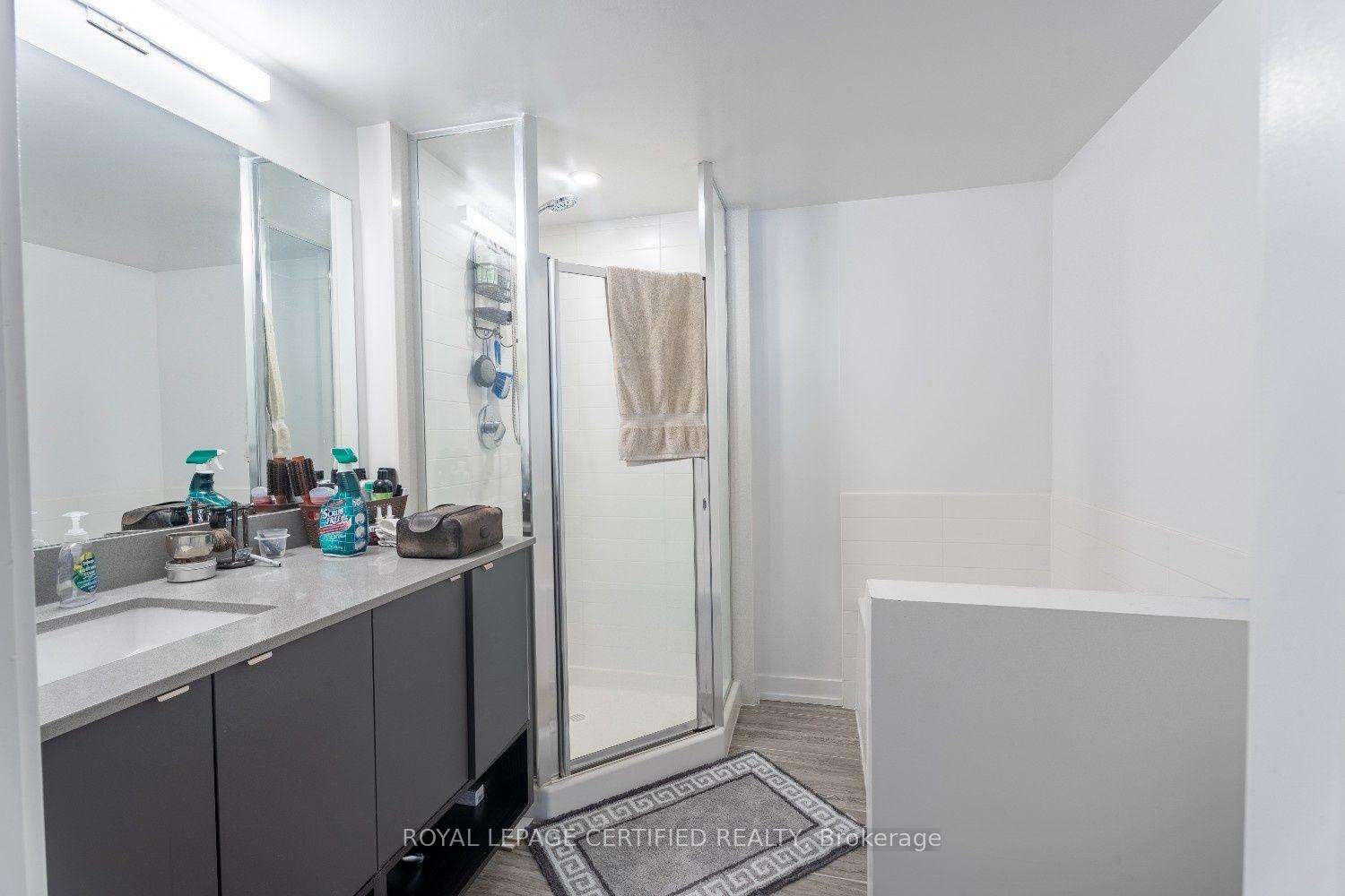 Photo 29 of Unit 45, 1121 Cooke Boulevard, Burlington, LaSalle — HOMEH