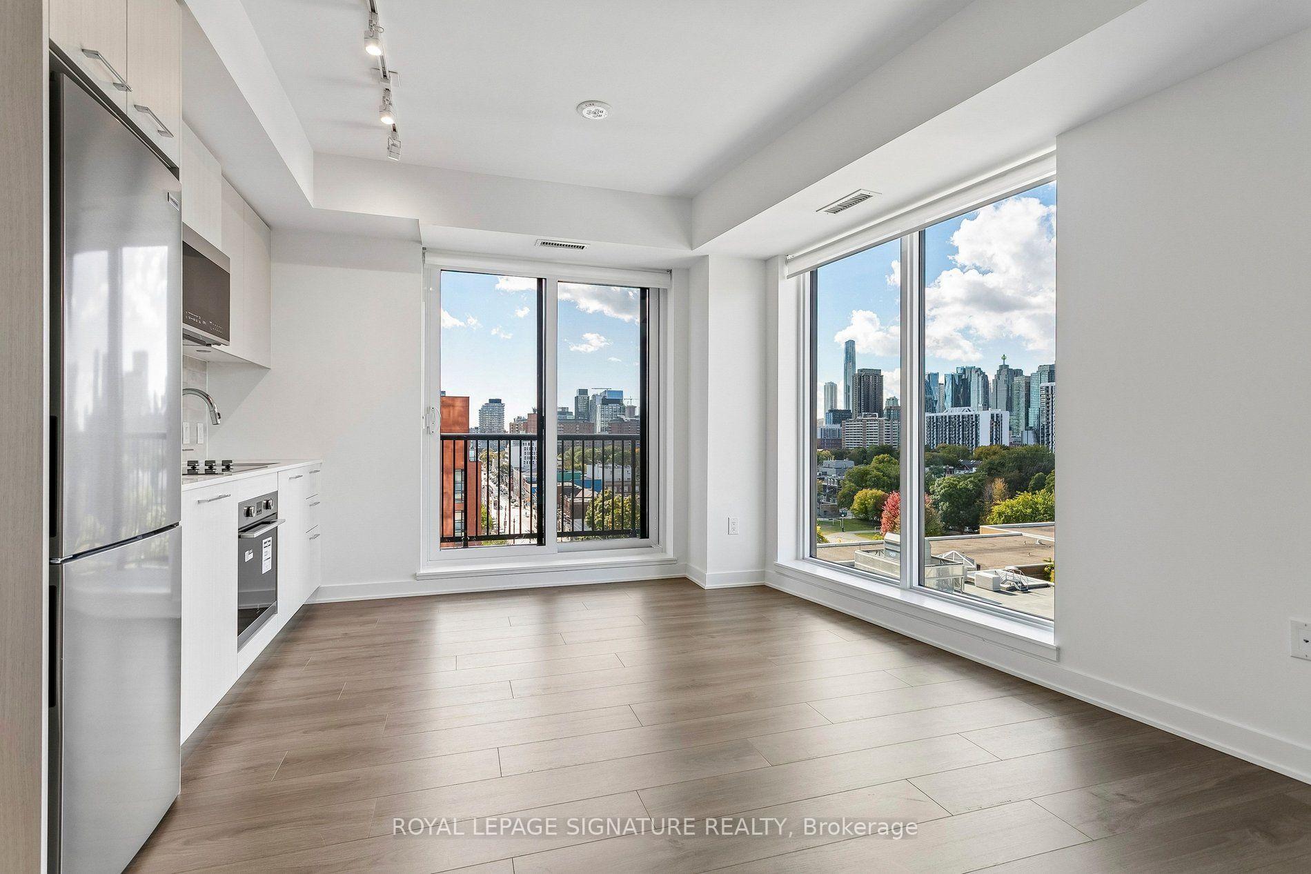 Photo 3 of Unit 723, 30 Dreamers Way, Toronto, Regent Park — HOMEH
