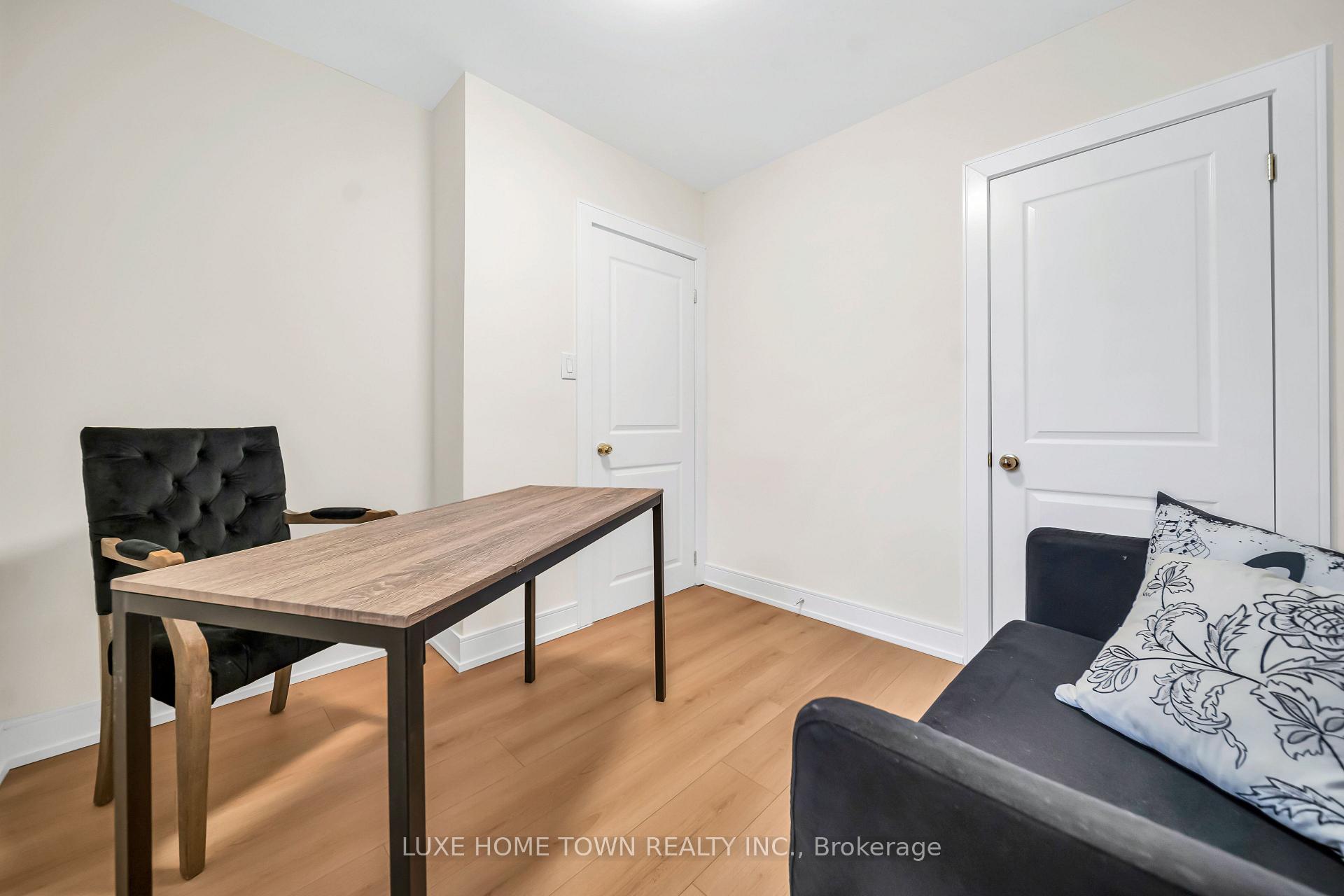 Photo 26 of 61 Keewatin Street S, Oshawa, Donevan — HOMEH